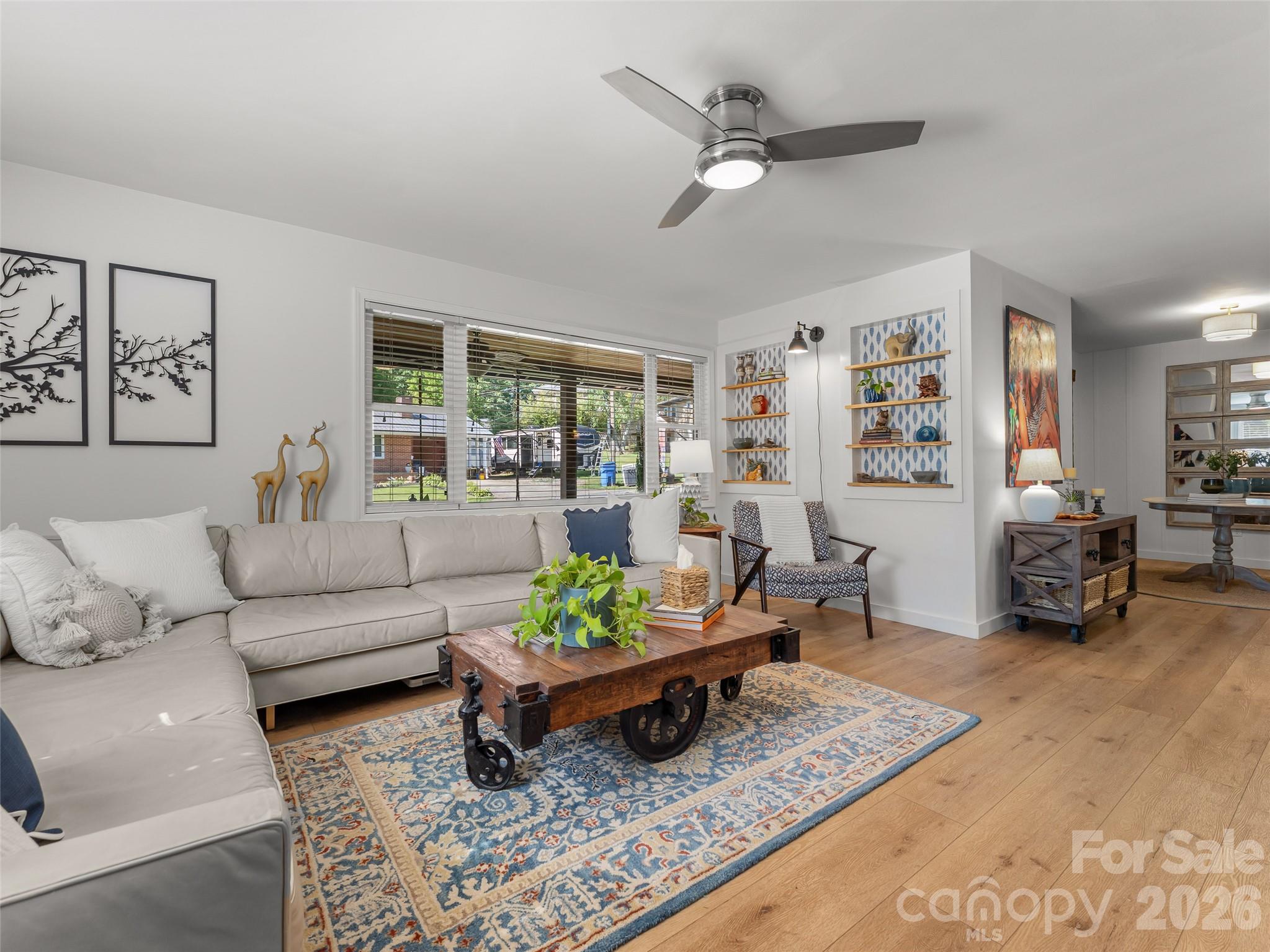Single Family Residence at 154 White Oak Lane, Brevard, photo 11 of 40