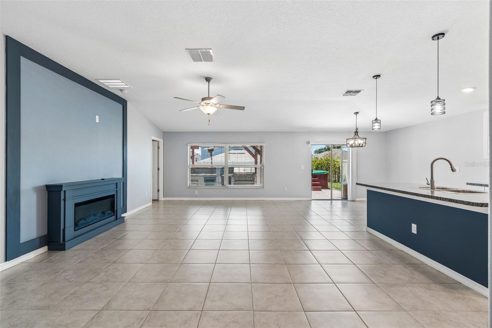 Single Family Residence at 6388 SPIDER LILY WAY, NEW PORT RICHEY, photo 8 of 49