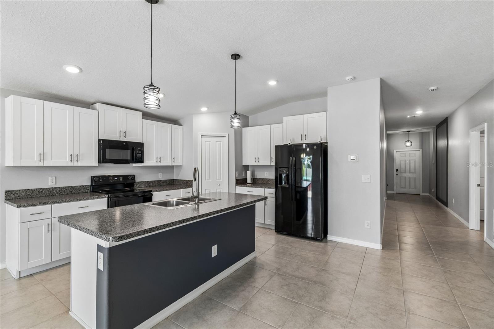 Single Family Residence at 6388 SPIDER LILY WAY, NEW PORT RICHEY, photo 11 of 49
