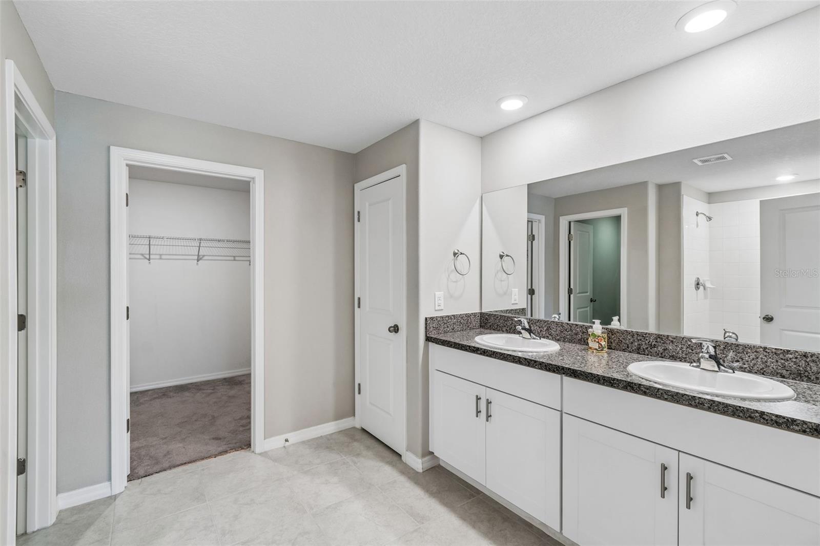 Single Family Residence at 6388 SPIDER LILY WAY, NEW PORT RICHEY, photo 16 of 49