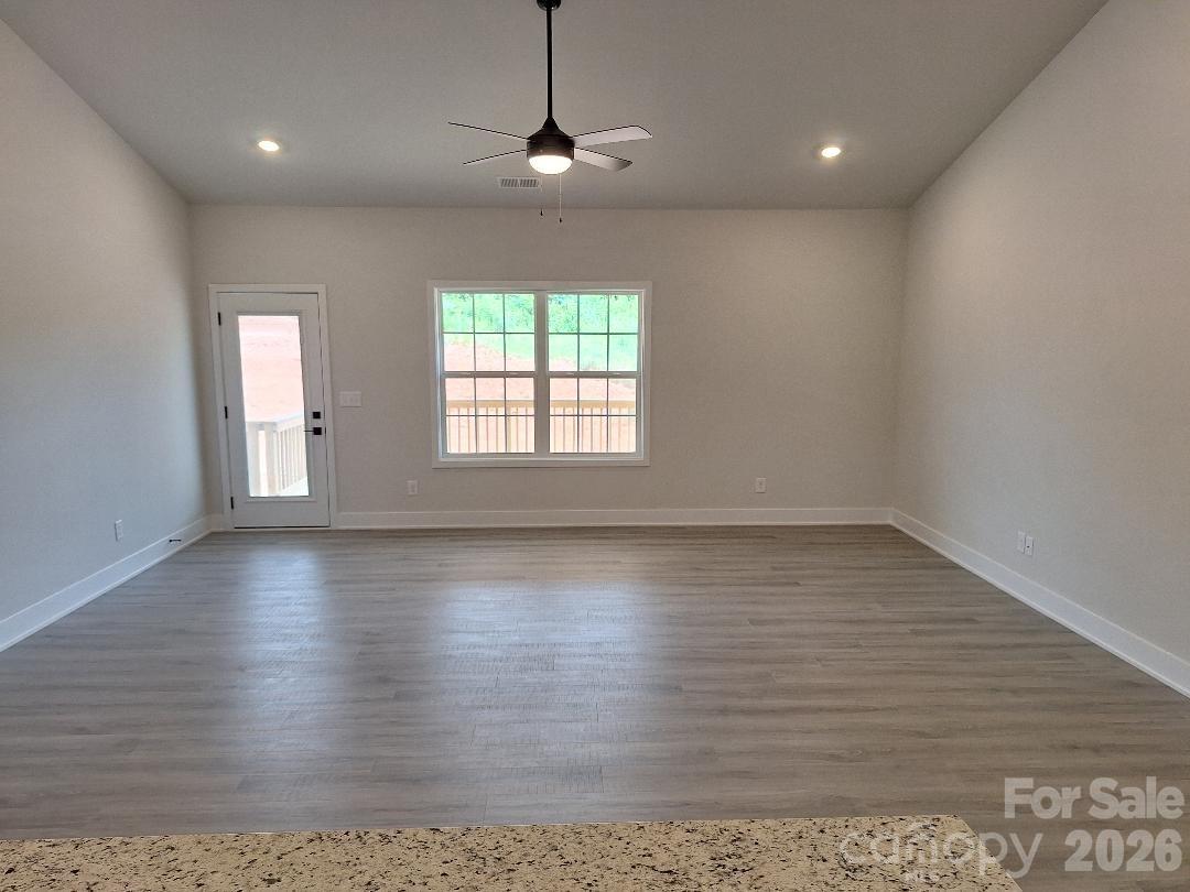 Family Room - 140 Kerr Walk Drive, Statesville