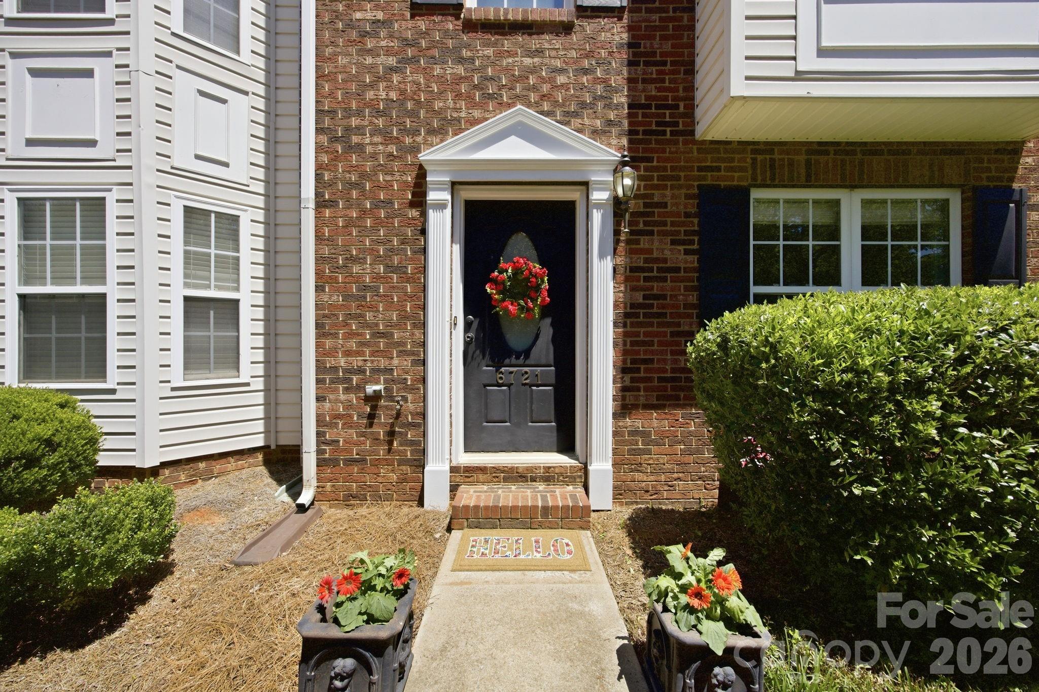 Townhouse at 6721 Mountain Majesty Way, Huntersville, photo 2 of 42