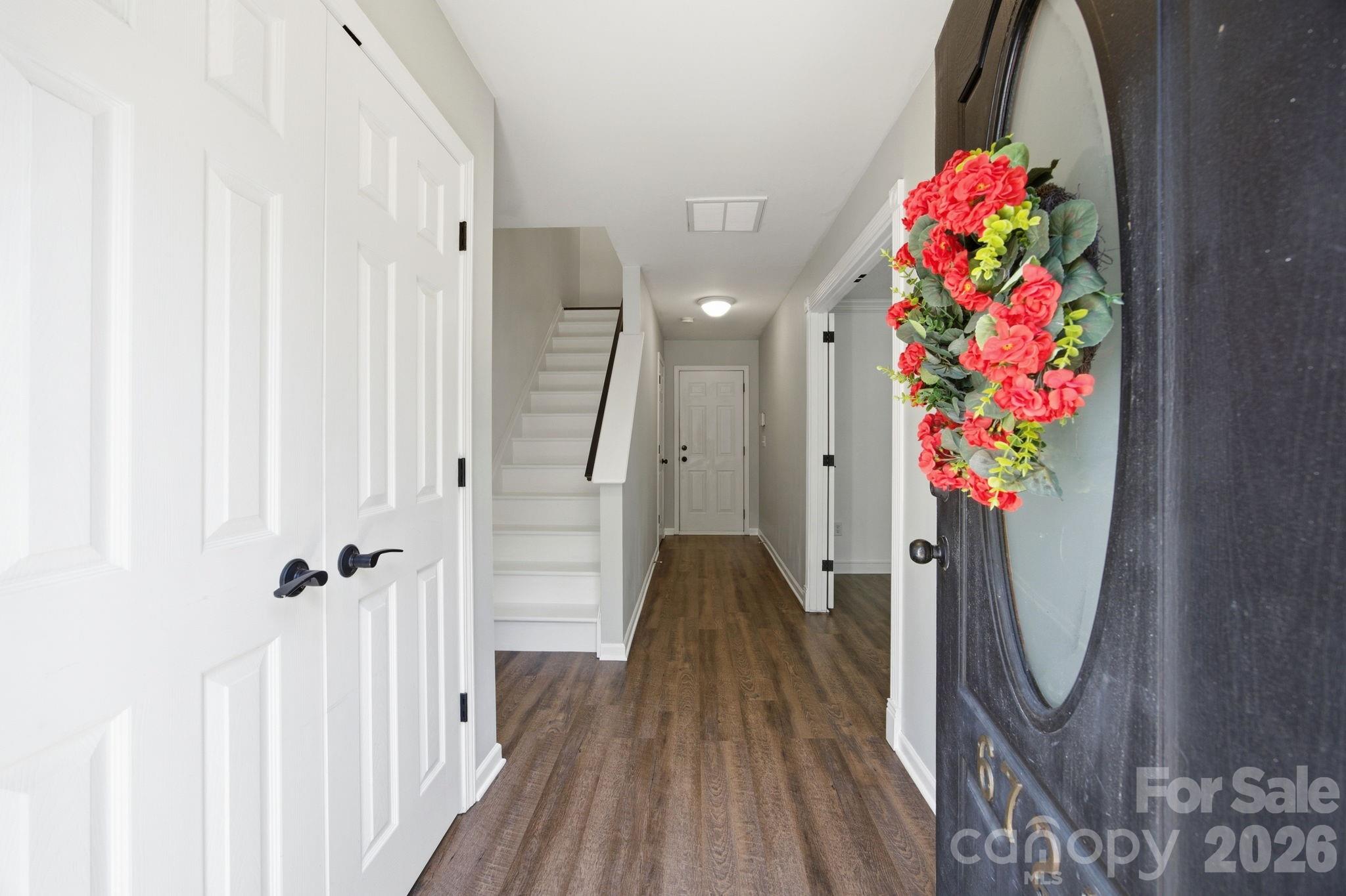 Townhouse at 6721 Mountain Majesty Way, Huntersville, photo 3 of 42
