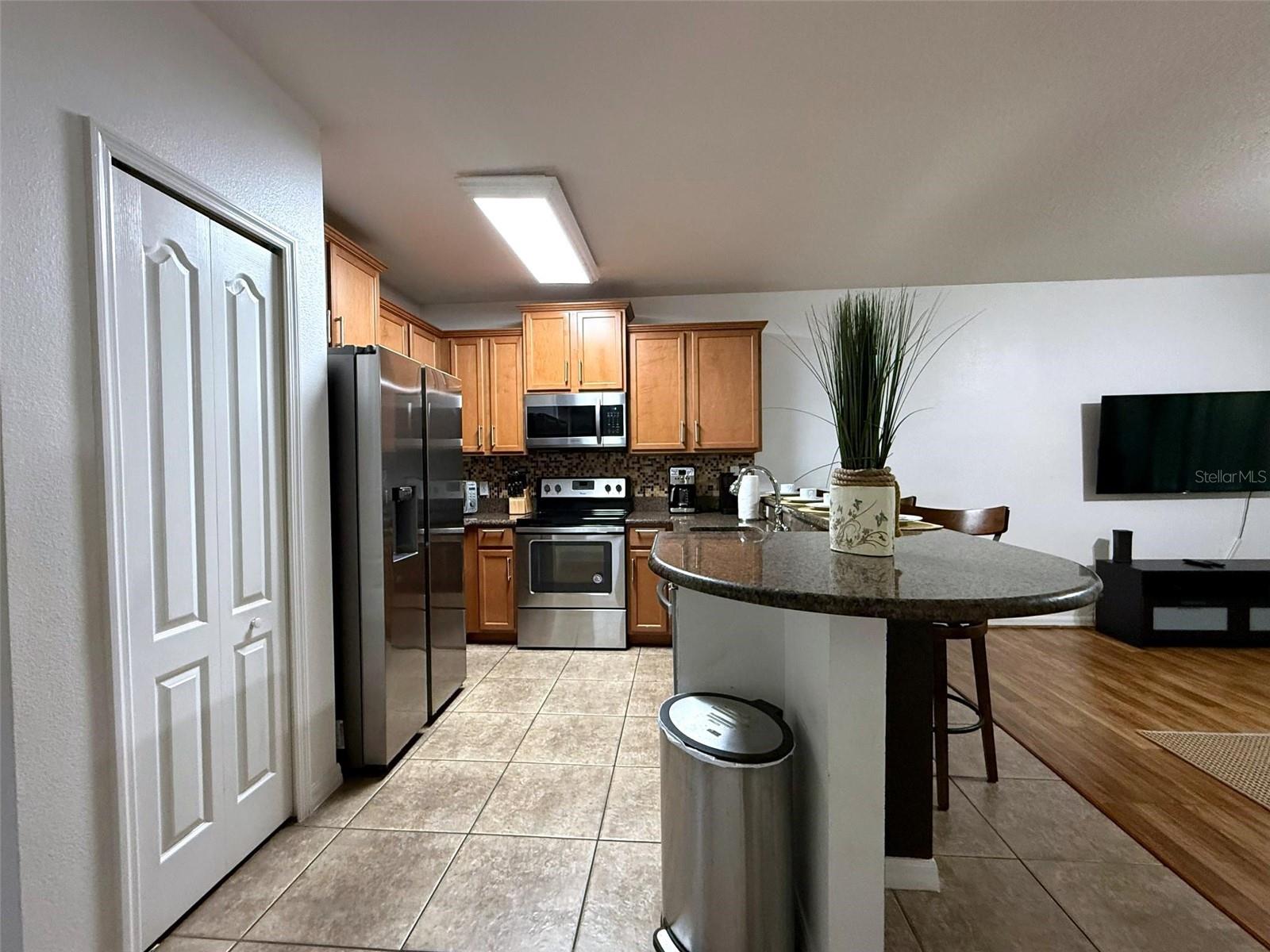 Single Family Residence at 1056 CYPRESS POINTE BLVD, DAVENPORT, photo 4 of 29