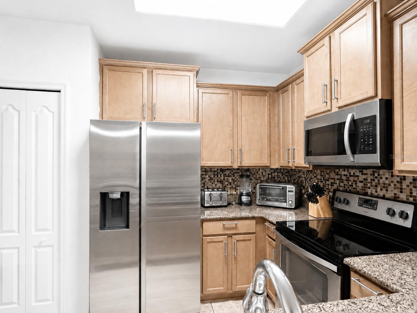 Single Family Residence at 1056 CYPRESS POINTE BLVD, DAVENPORT, photo 5 of 29