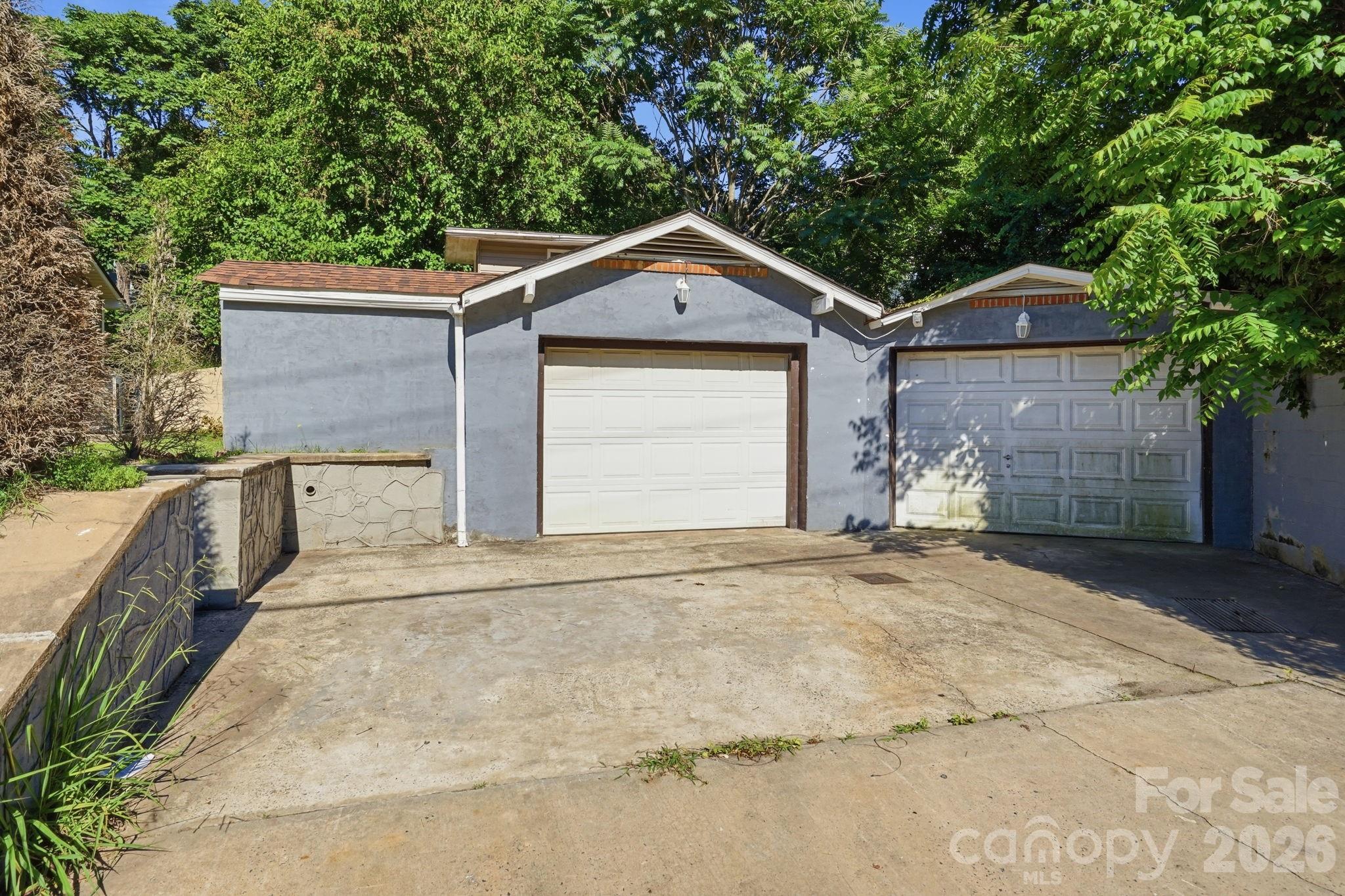 Single Family Residence at 411 W Sullivan Street, Gastonia, photo 34 of 41
