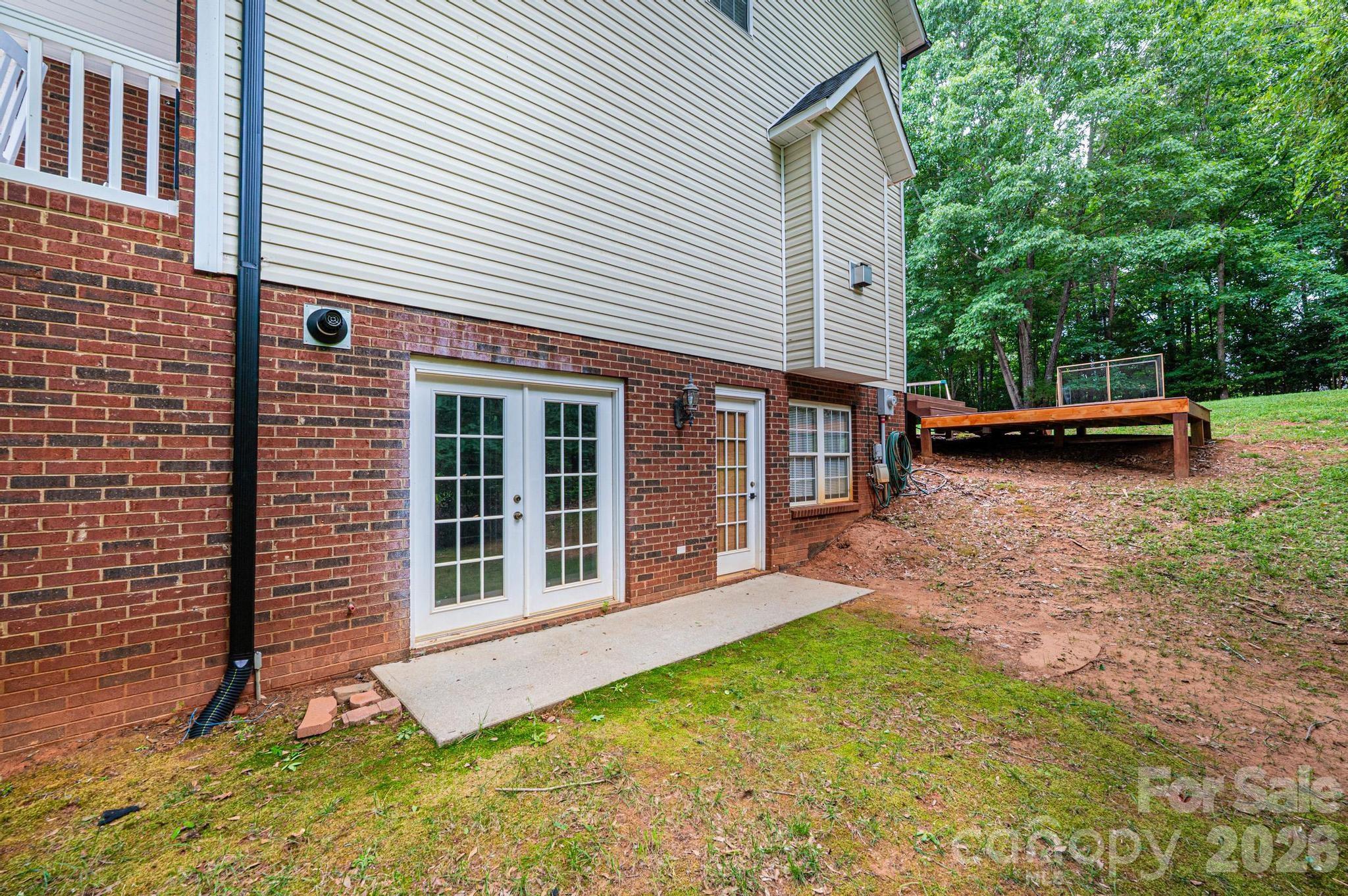 Single Family Residence at 5700 Crown Terrace, Hickory, photo 39 of 46