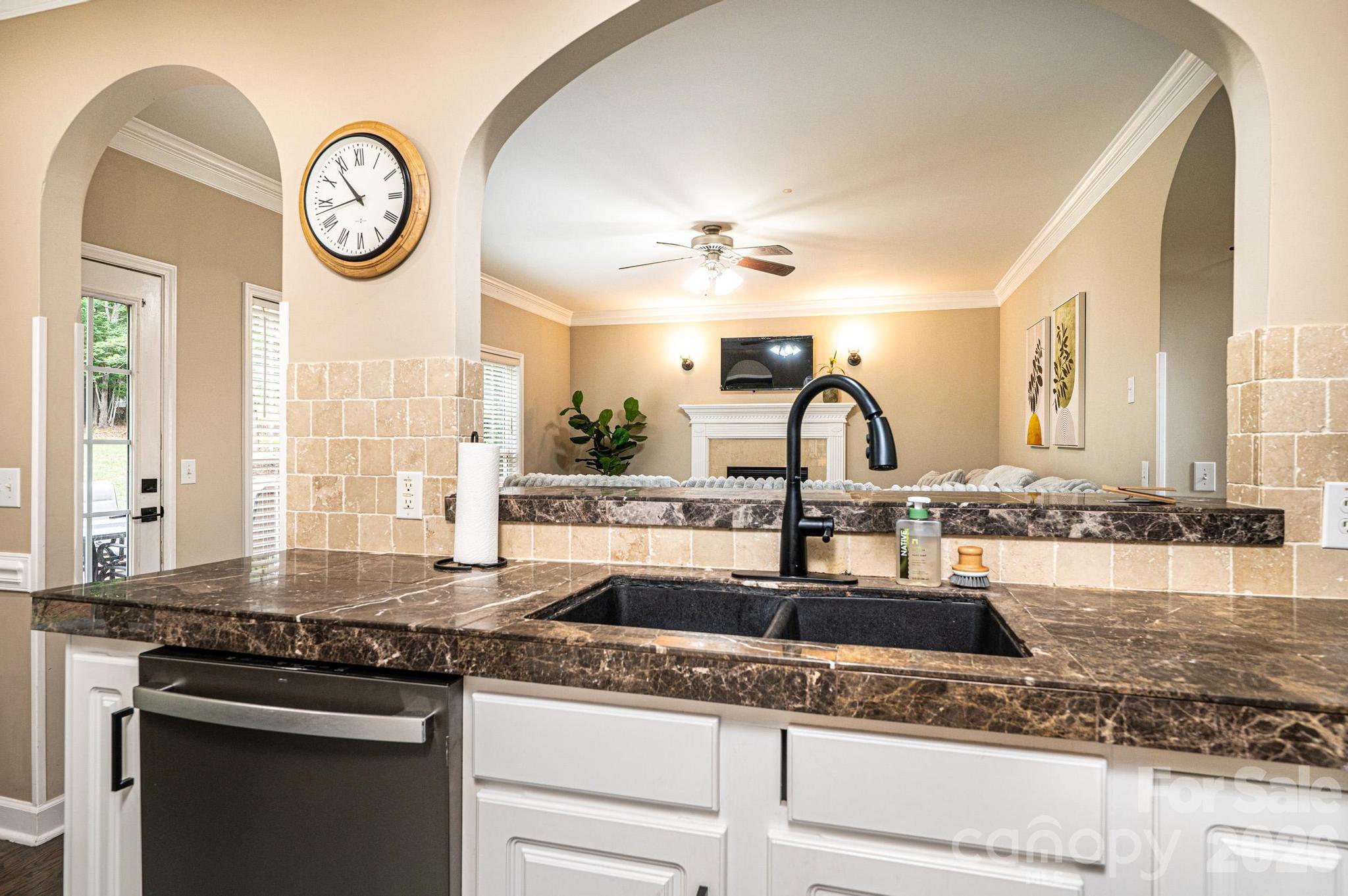 Single Family Residence at 5700 Crown Terrace, Hickory, photo 13 of 46