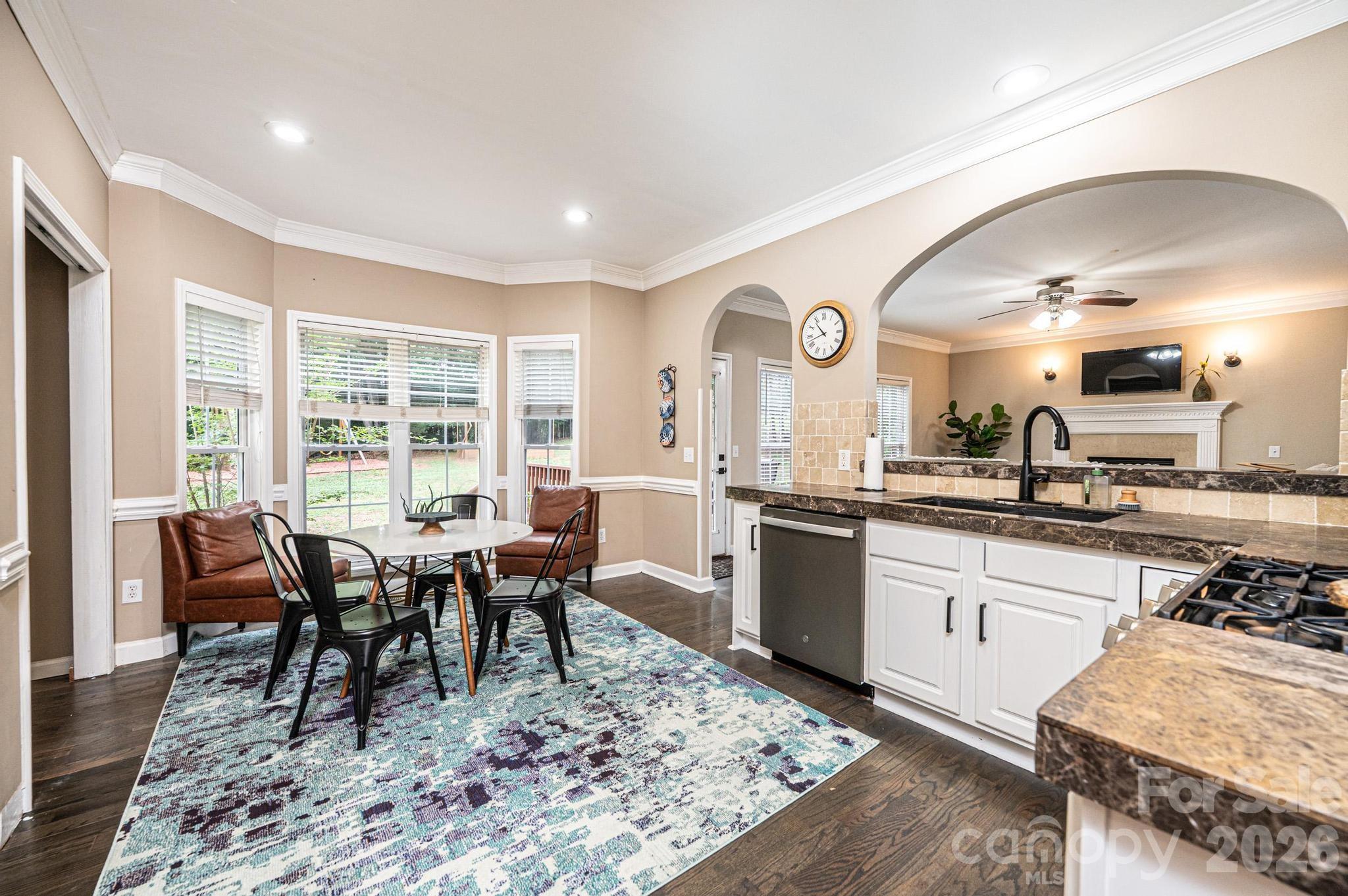 Single Family Residence at 5700 Crown Terrace, Hickory, photo 17 of 46