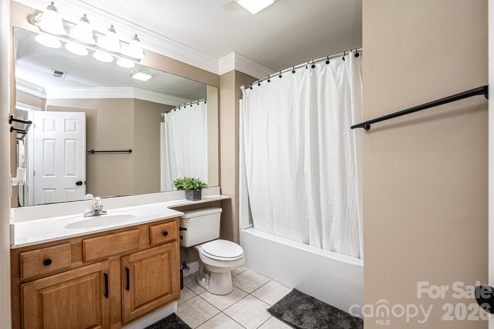 Single Family Residence at 5700 Crown Terrace, Hickory, photo 29 of 46