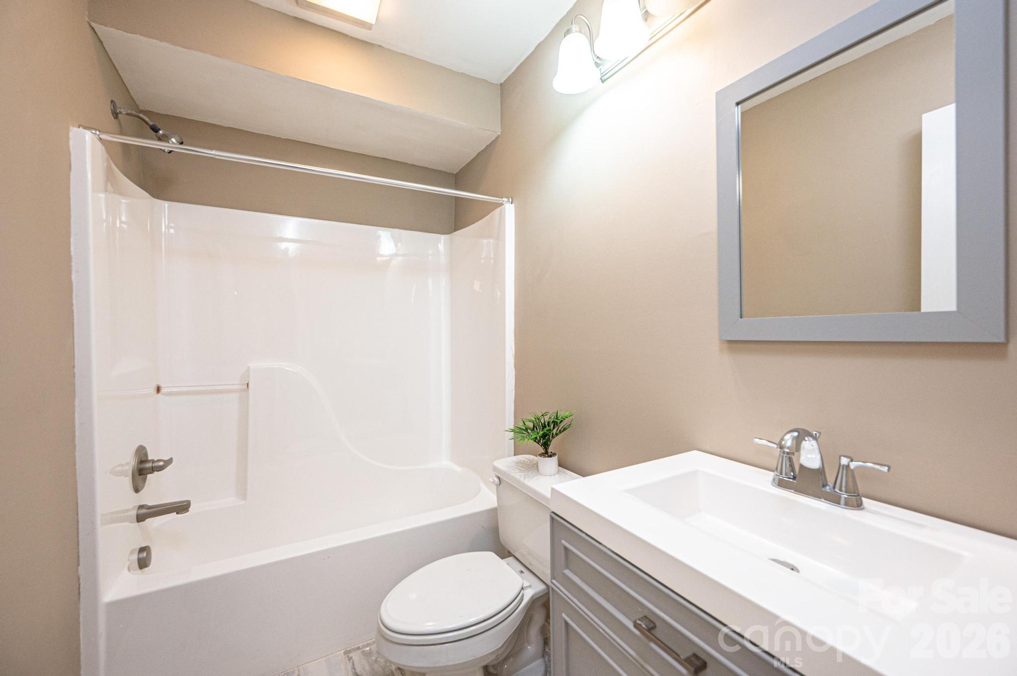 Single Family Residence at 5700 Crown Terrace, Hickory, photo 32 of 46