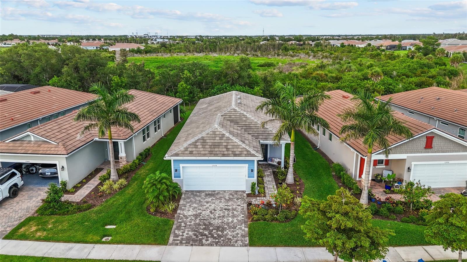 Single Family Residence at 12458 SOMATIC CT, VENICE, photo 32 of 47