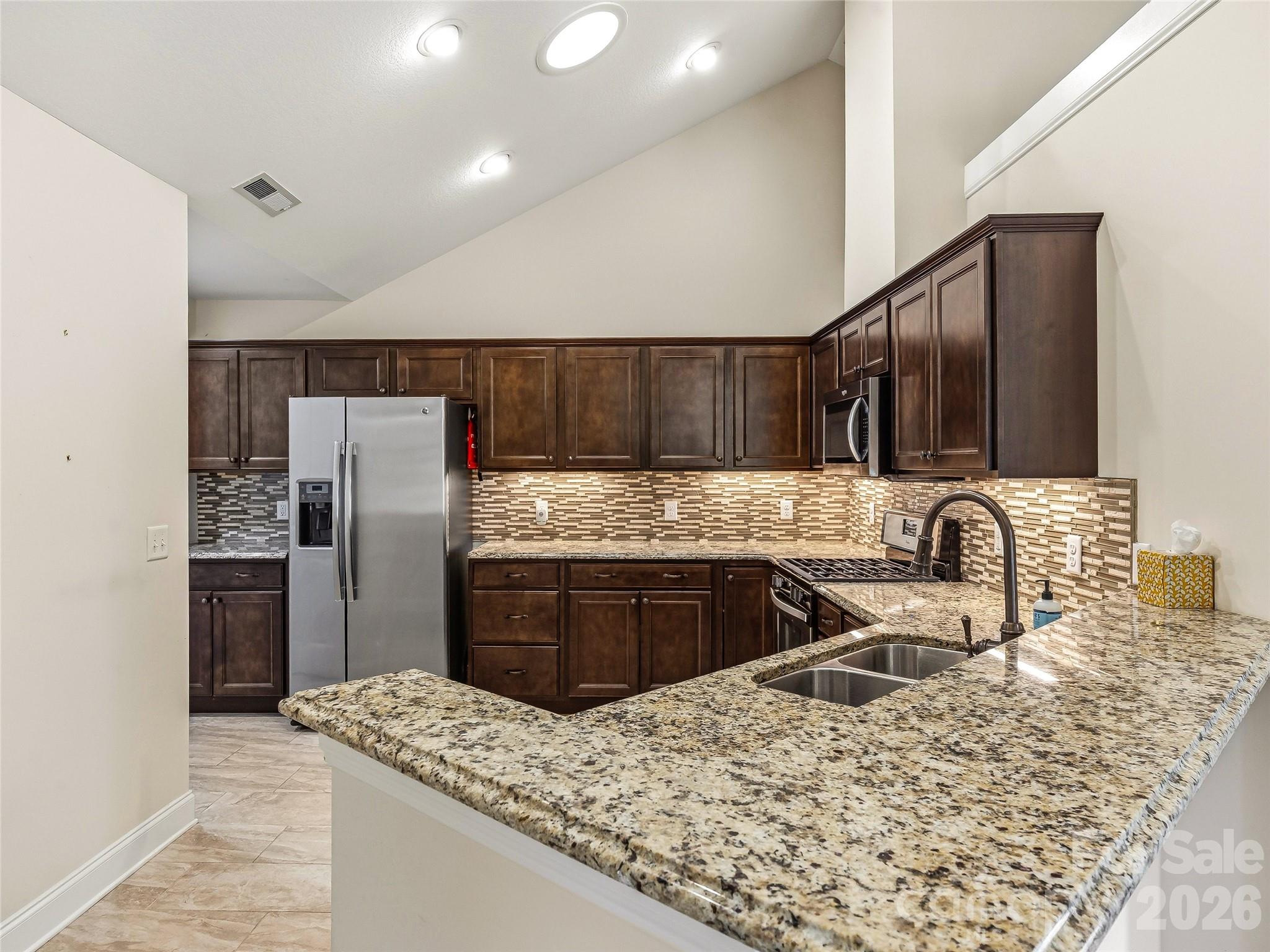 Townhouse at 426 Summerfield Place, Flat Rock, photo 26 of 48