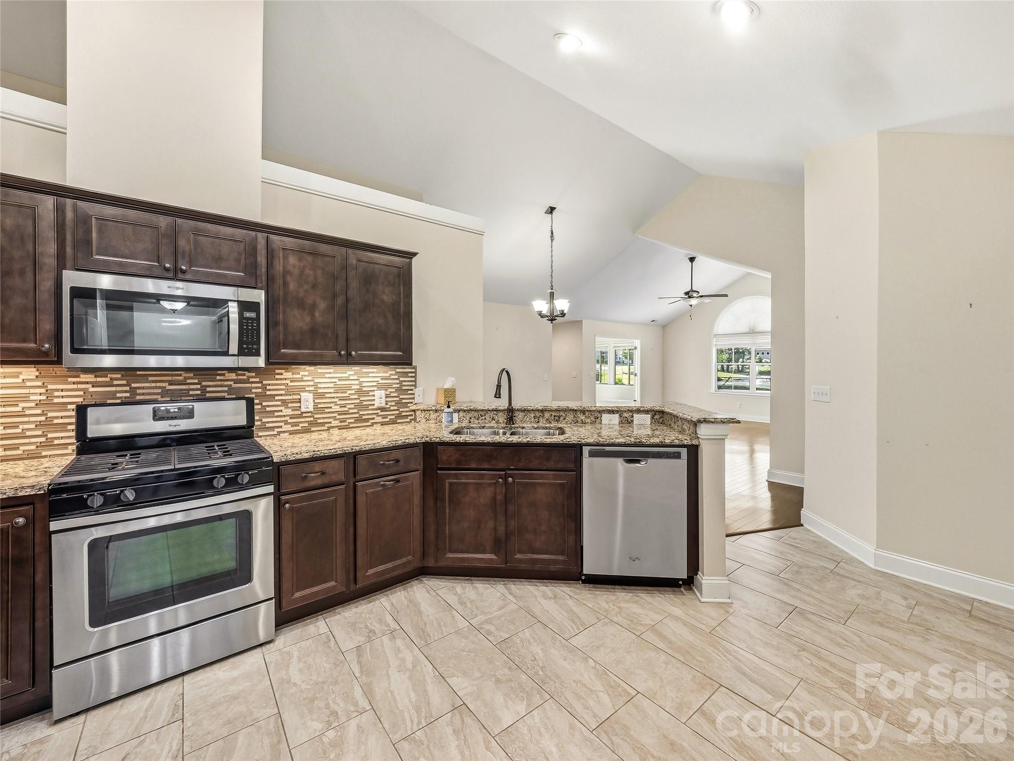 Townhouse at 426 Summerfield Place, Flat Rock, photo 28 of 48