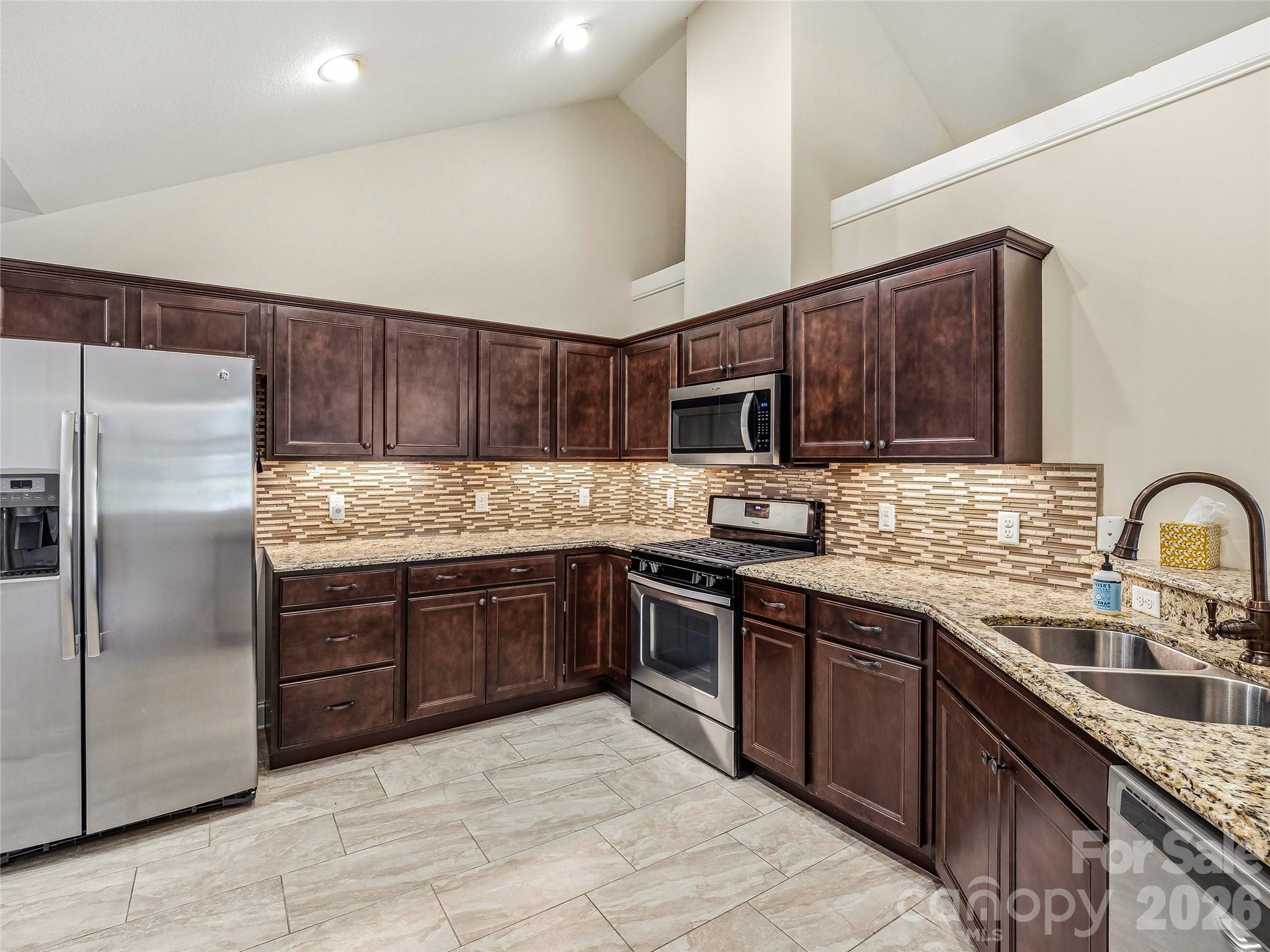 Townhouse at 426 Summerfield Place, Flat Rock, photo 29 of 48