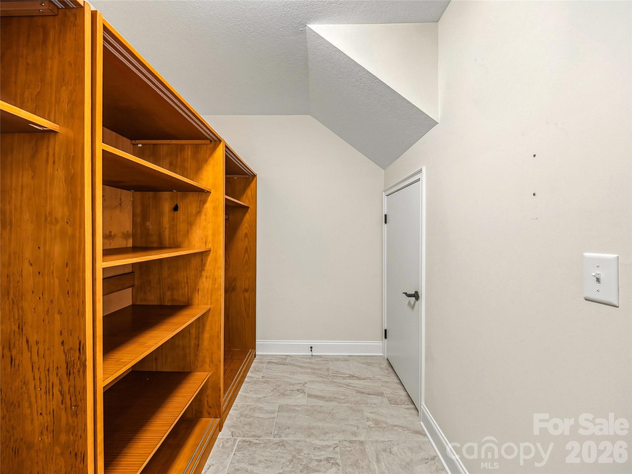 Townhouse at 426 Summerfield Place, Flat Rock, photo 33 of 48