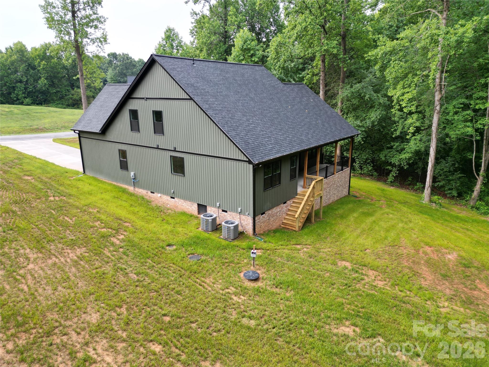 Single Family Residence at 194 Donsdale Drive, Statesville, photo 7 of 46