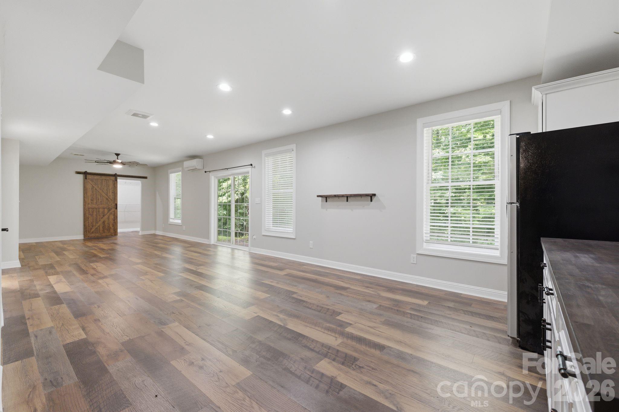 Single Family Residence at 190 Meadow Glen Drive, Troutman, photo 39 of 47