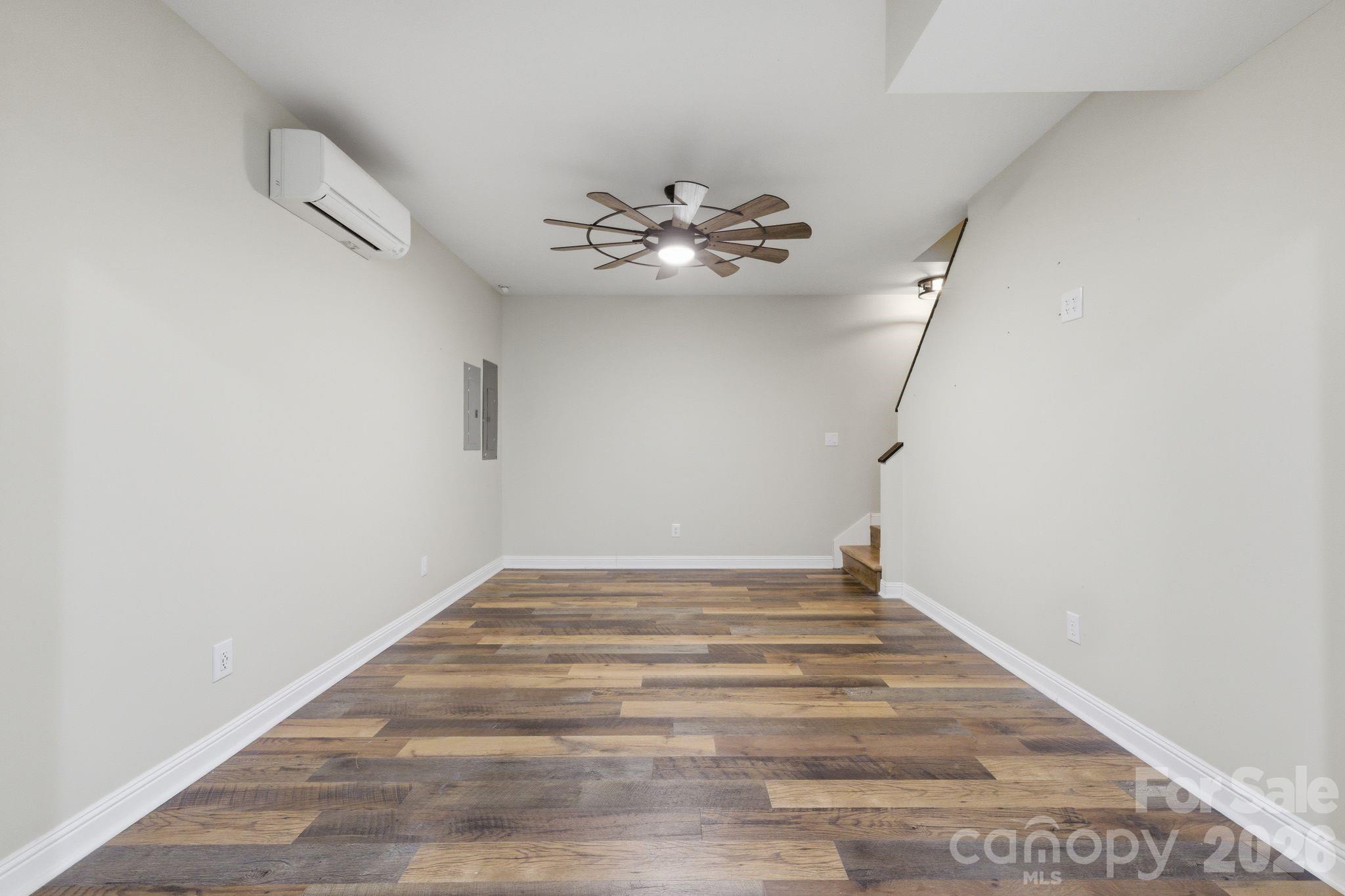 Single Family Residence at 190 Meadow Glen Drive, Troutman, photo 43 of 47