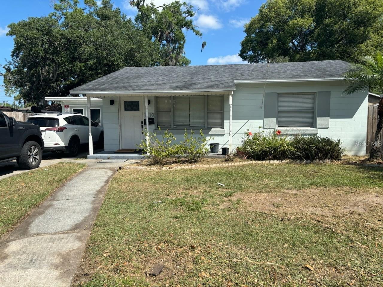 1110 E EDGEWOOD DR