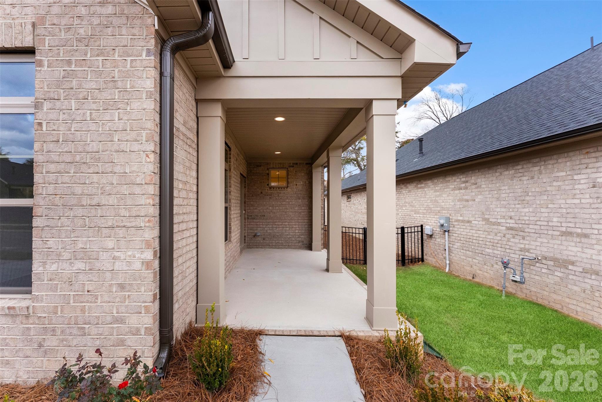 Single Family Residence at 415 Newstyle Way, Gastonia, photo 3 of 25