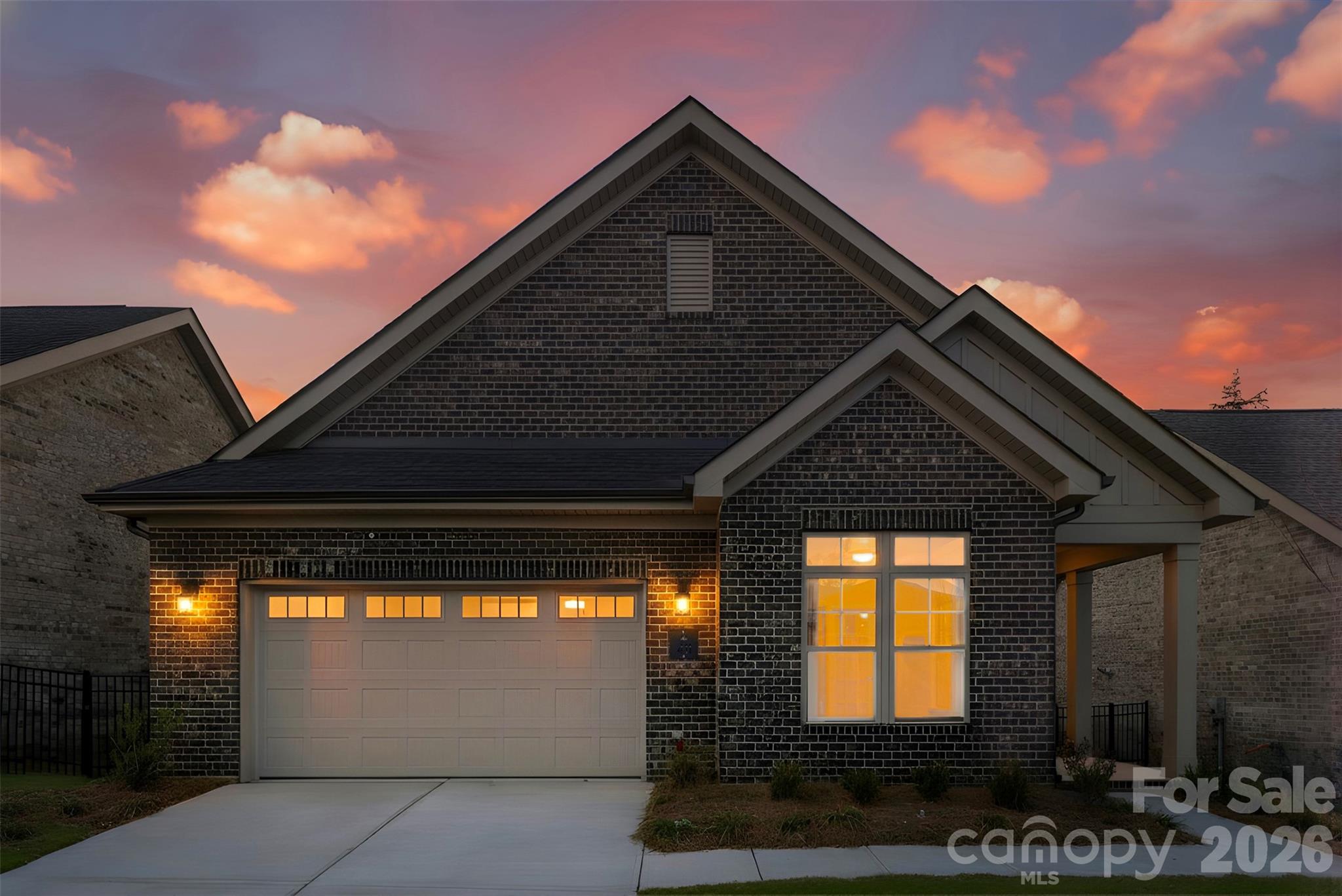 Single Family Residence at 411 Newstyle Way, Gastonia, photo 2 of 23