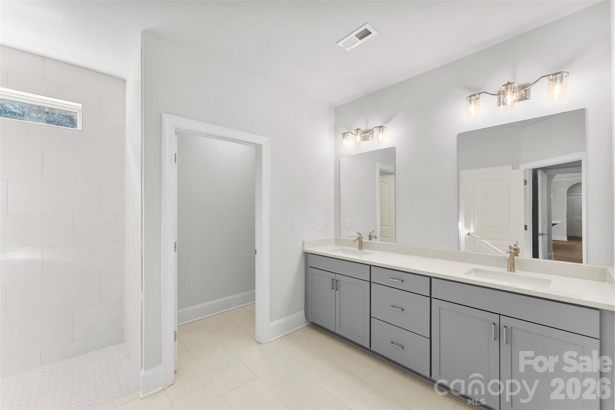 Single Family Residence at 409 Newstyle Way, Gastonia, photo 15 of 27