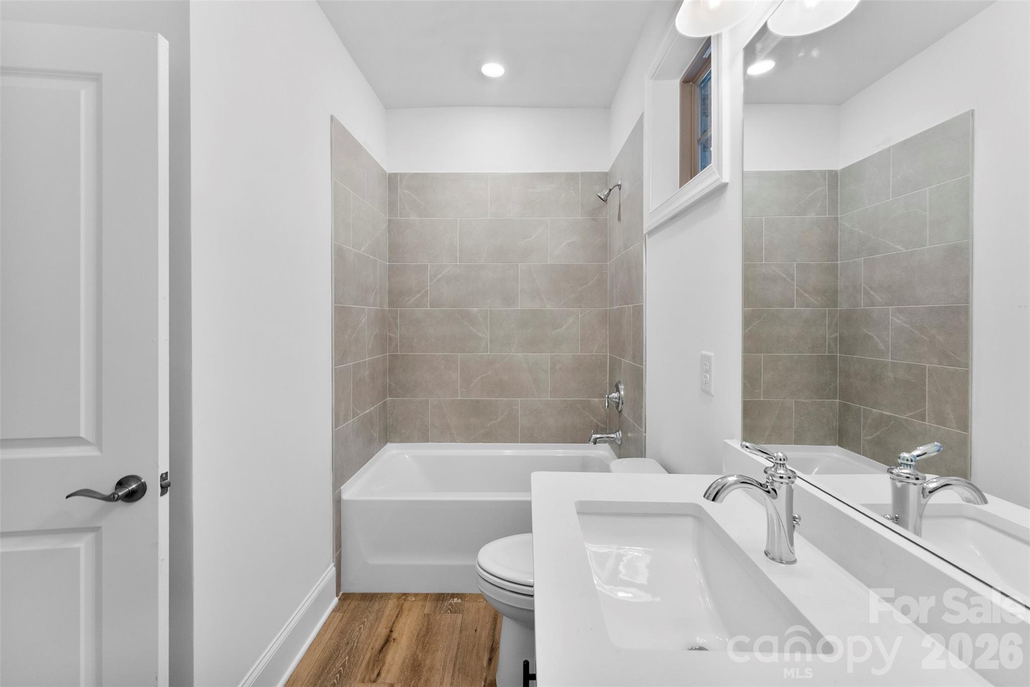 Single Family Residence at 407 Newstyle Way, Gastonia, photo 17 of 28