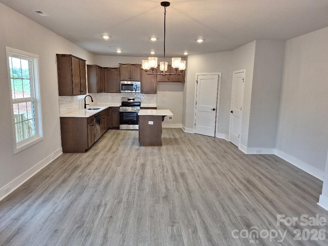Breakfast/Kitchen - 146 Kerr Walk Drive, Statesville