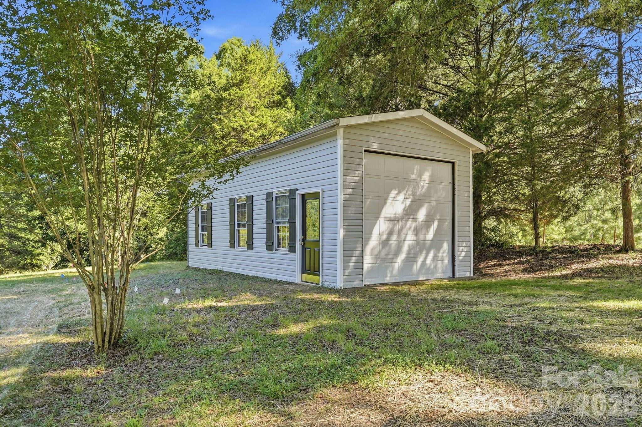 Single Family Residence at 1524 Williams Road, Lewisville, photo 41 of 43