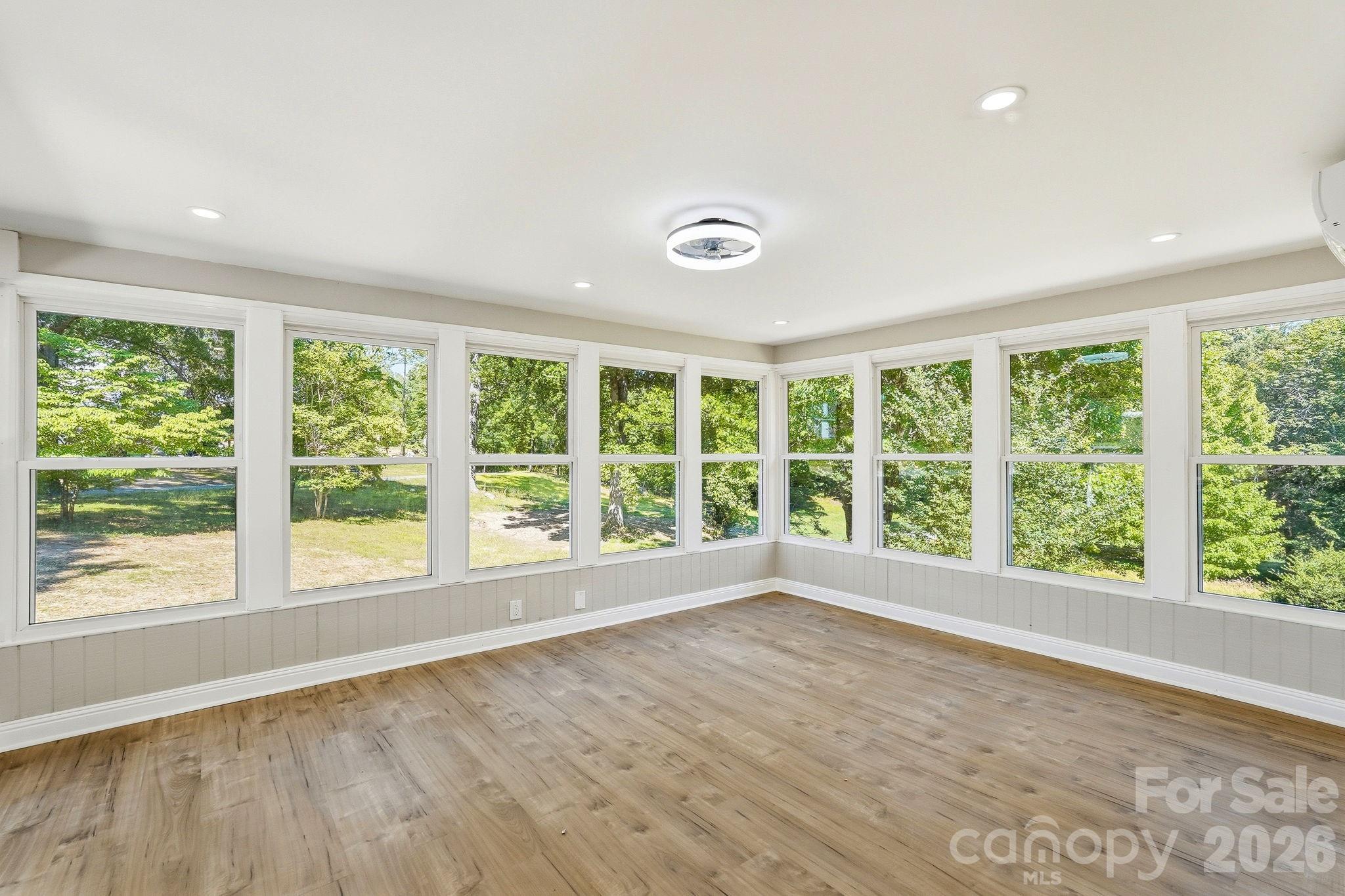 Single Family Residence at 1524 Williams Road, Lewisville, photo 14 of 43