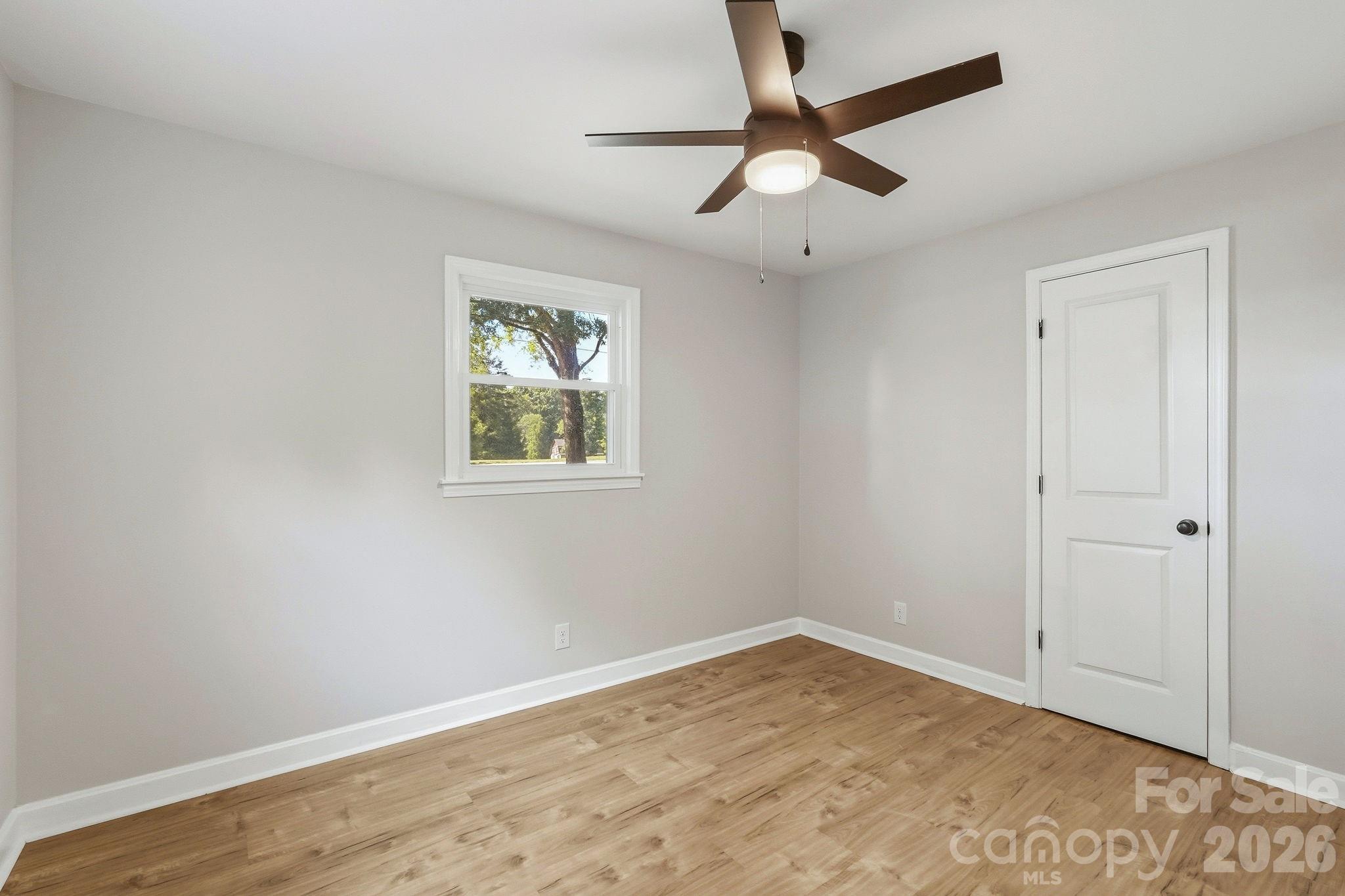 Single Family Residence at 1524 Williams Road, Lewisville, photo 25 of 43