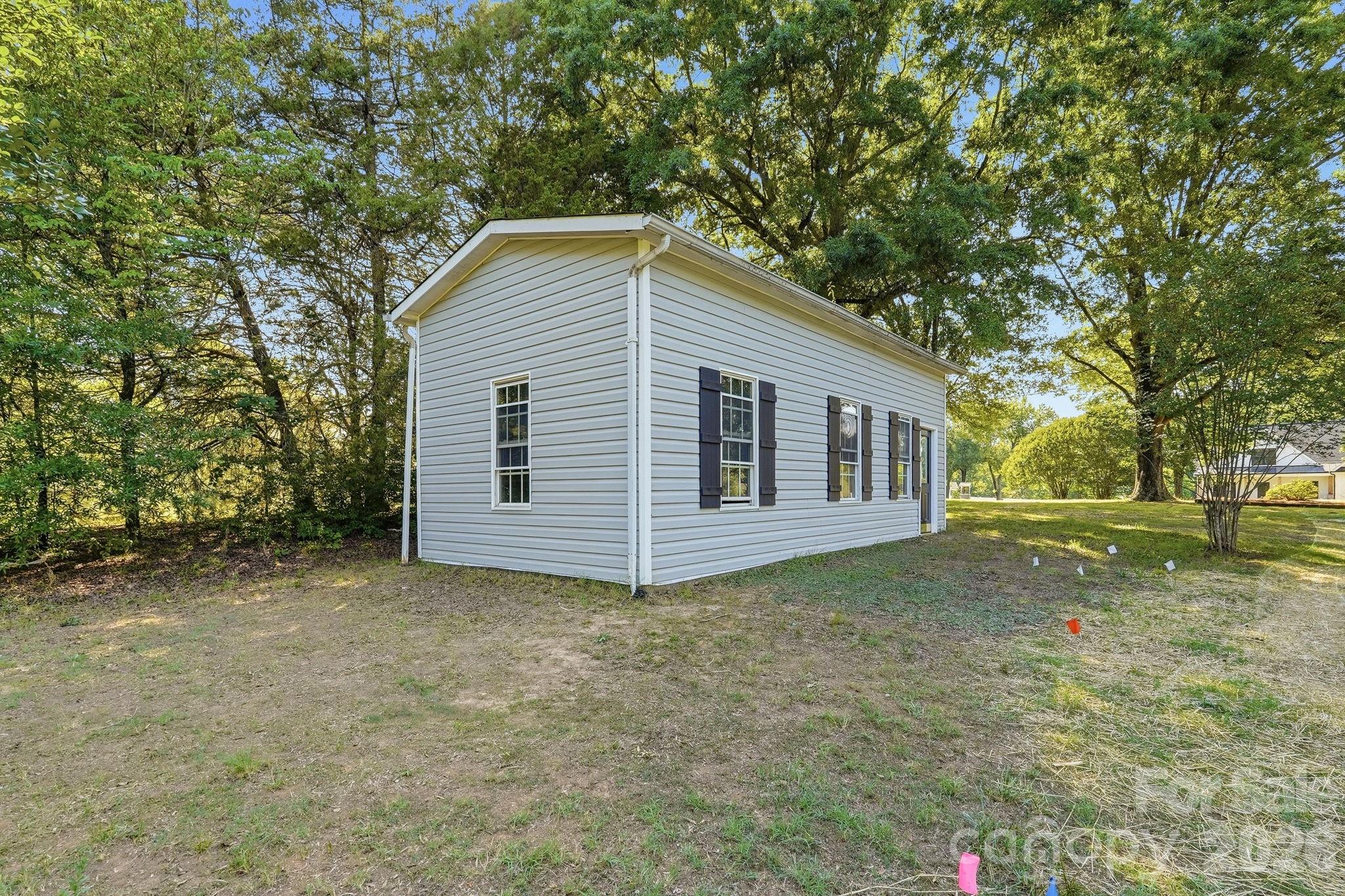 Single Family Residence at 1524 Williams Road, Lewisville, photo 42 of 43