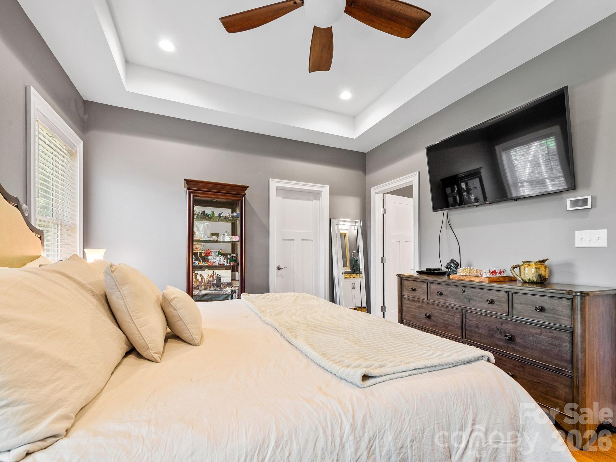 Single Family Residence at 156 Dogwood Drive, Weaverville, photo 19 of 46