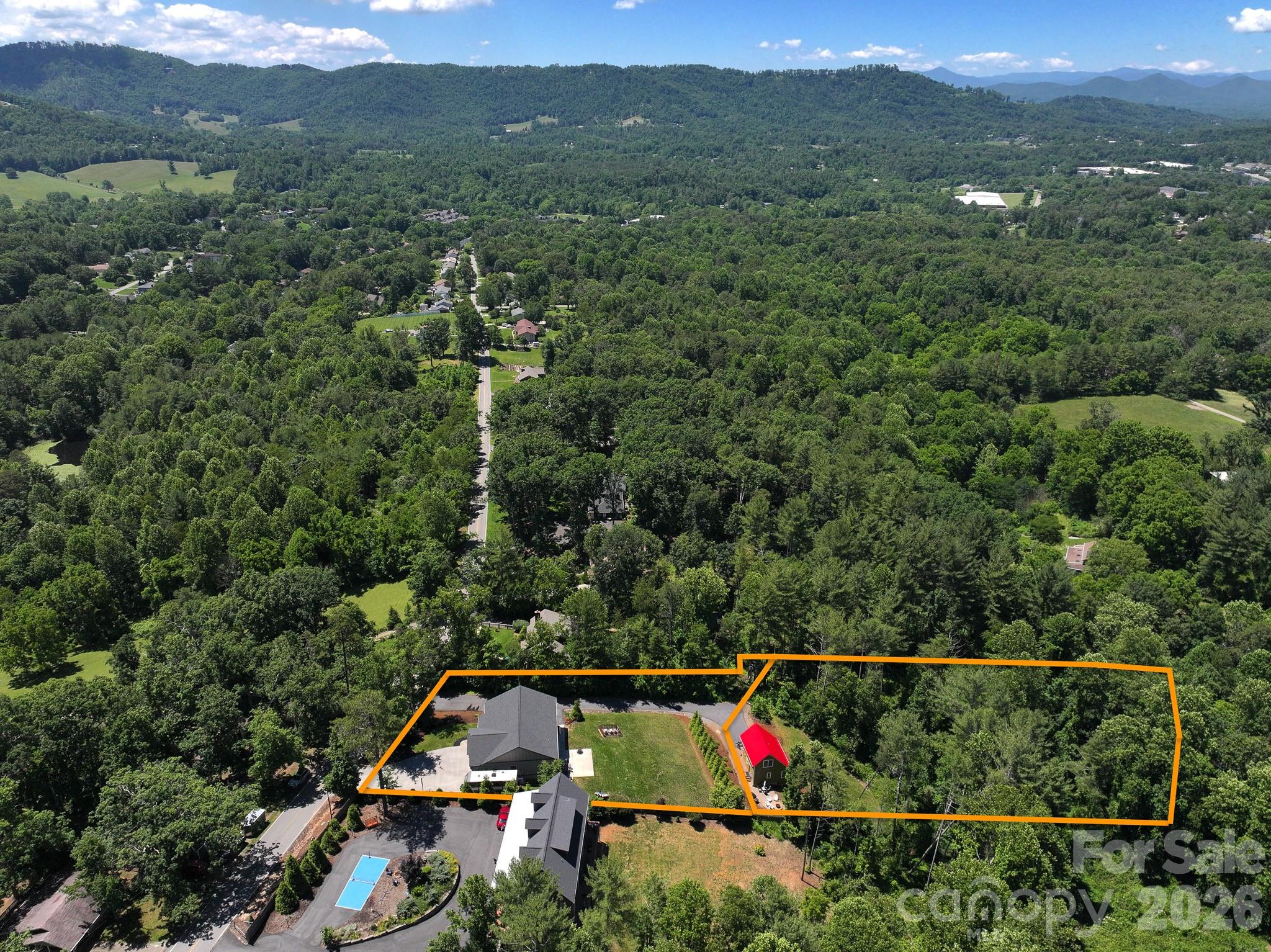 See MLS 4384847 For Cottage Listing - 156 Dogwood Drive, Weaverville