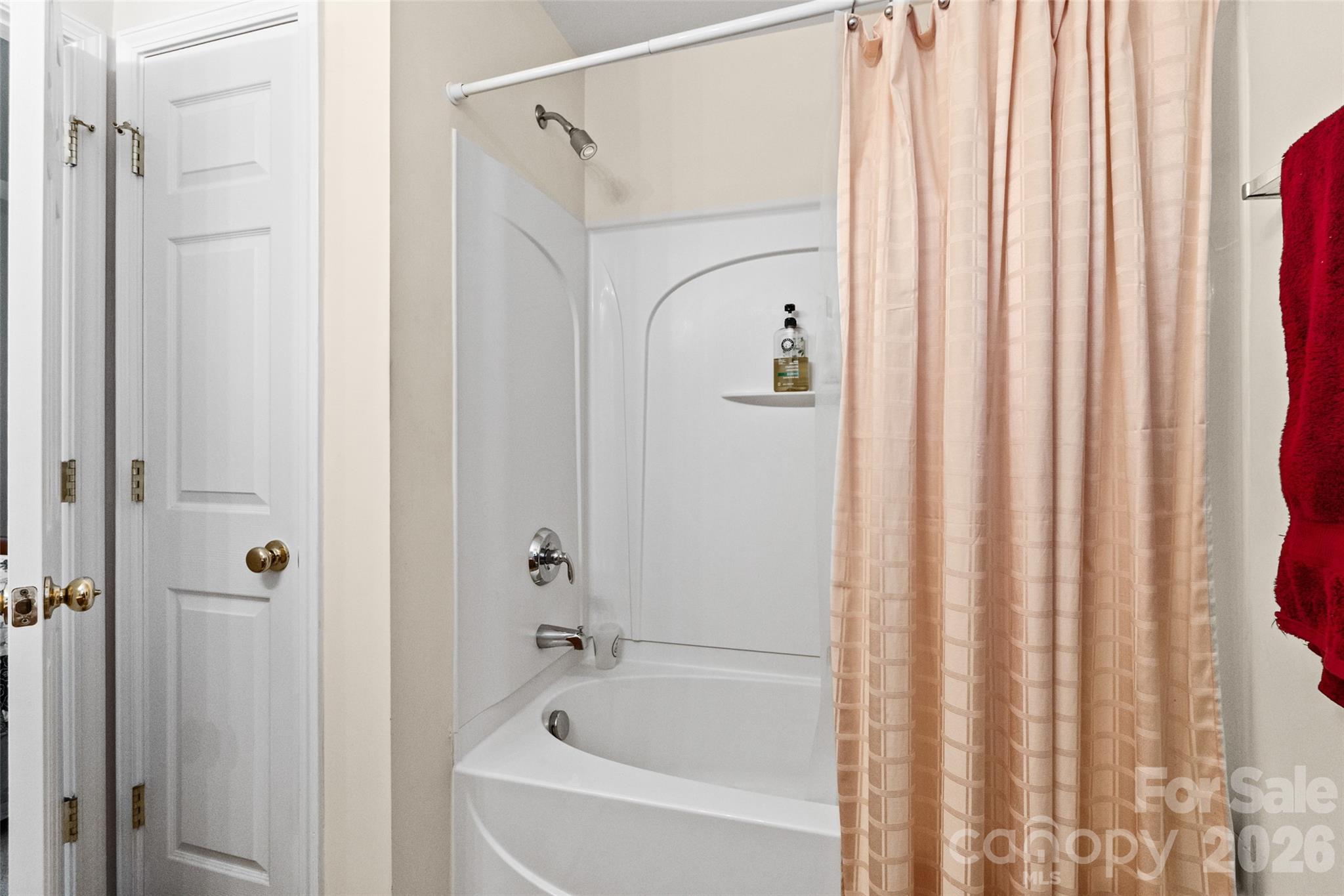 Townhouse at 713 Rock Lake Glen, Fort Mill, photo 18 of 30
