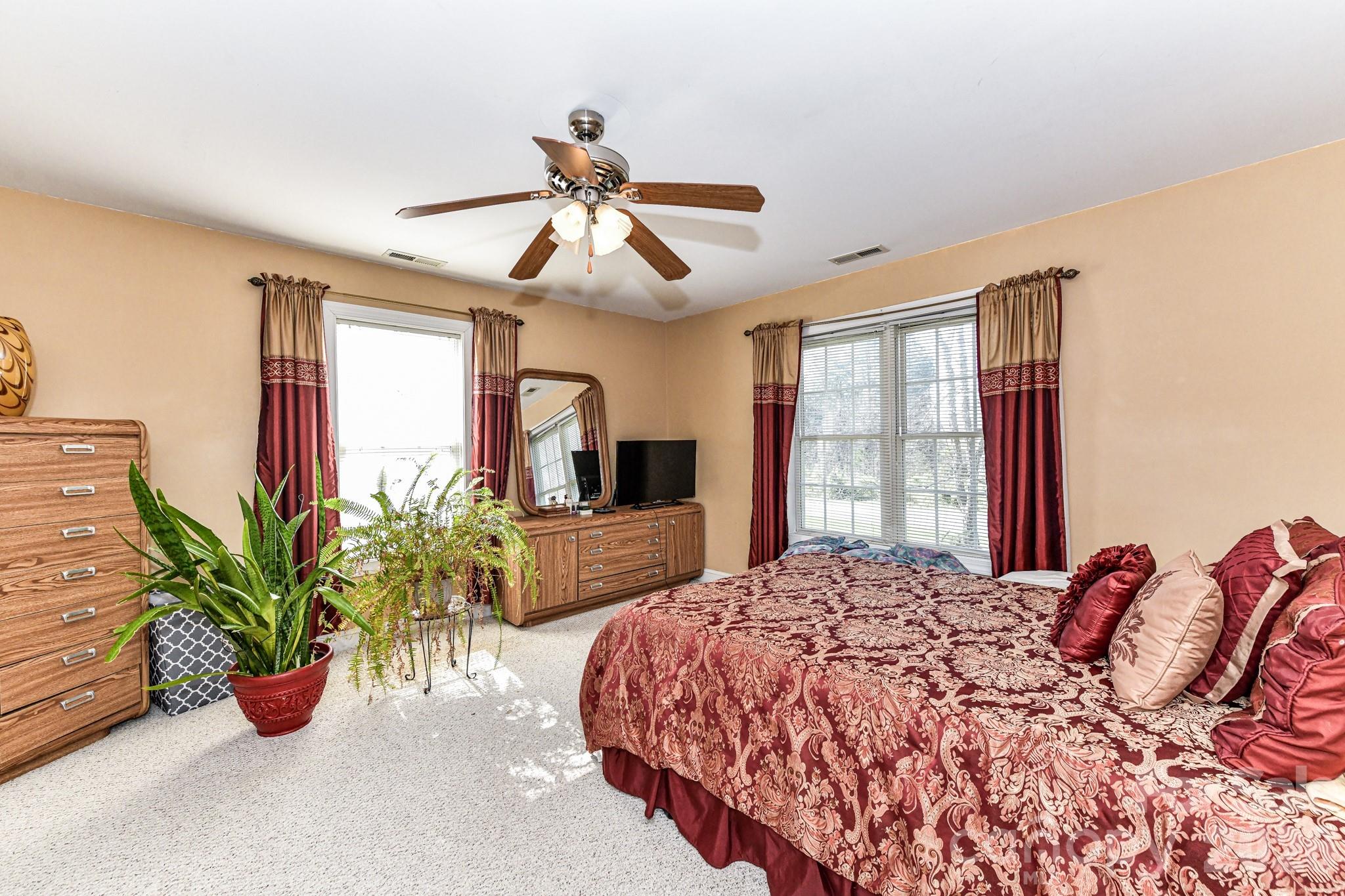 Single Family Residence at 1050 Enderbury Drive, Indian Trail, photo 23 of 31