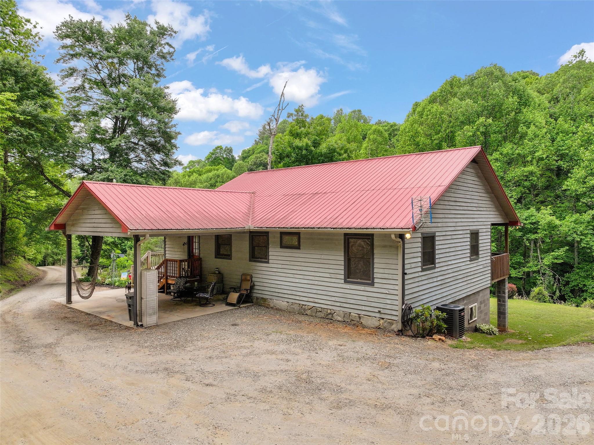 Single Family Residence at 125 Harris Circle, Sylva, photo 3 of 31