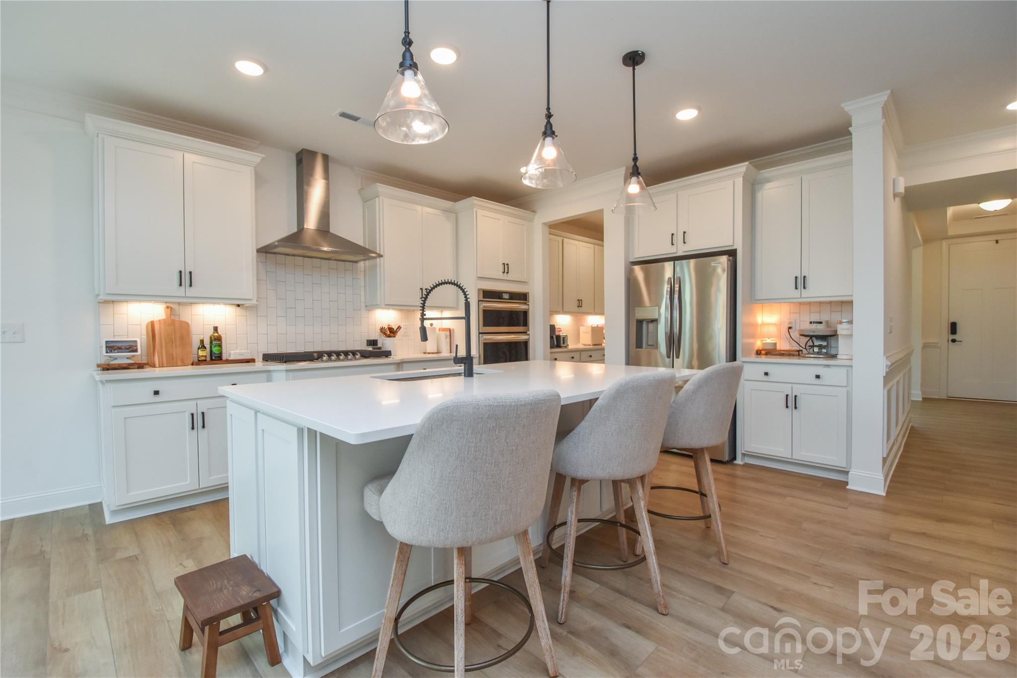 Single Family Residence at 128 Ballantree Road, Mooresville, photo 4 of 38