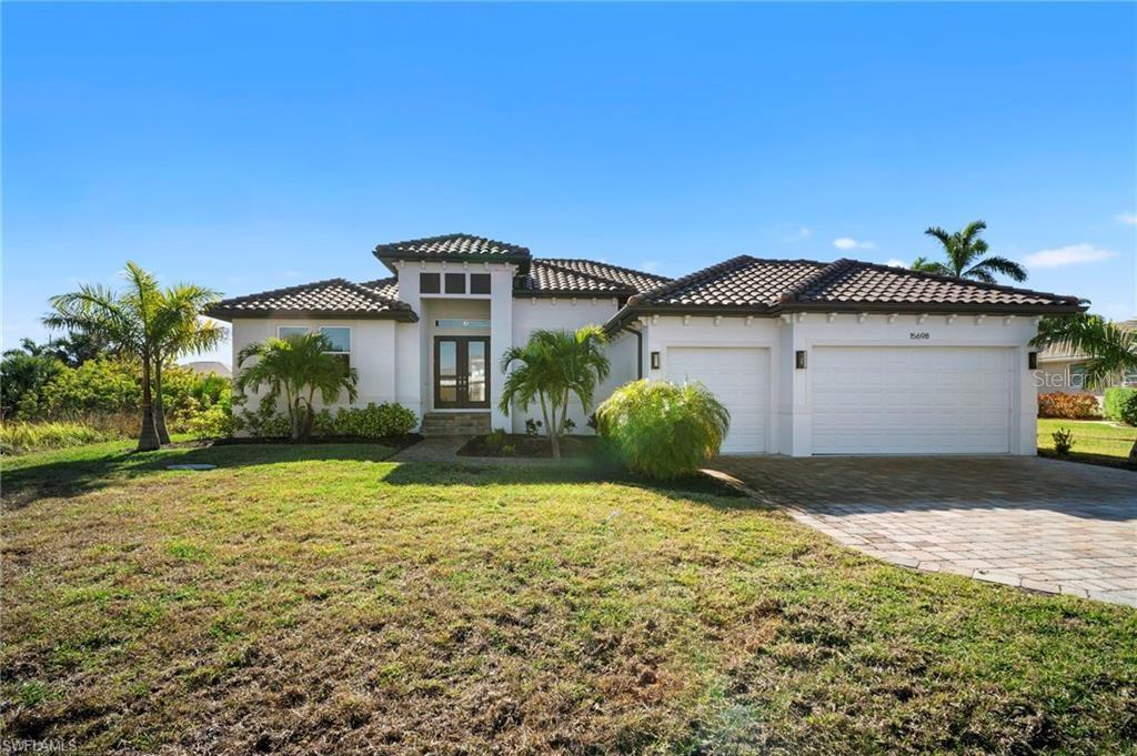 Single Family Residence at 15698 MEACHAM CIR, PORT CHARLOTTE, photo 2 of 44