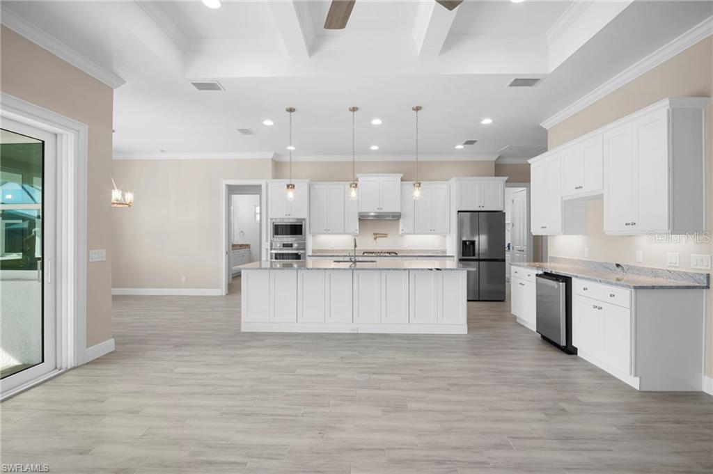 Single Family Residence at 15698 MEACHAM CIR, PORT CHARLOTTE, photo 8 of 44