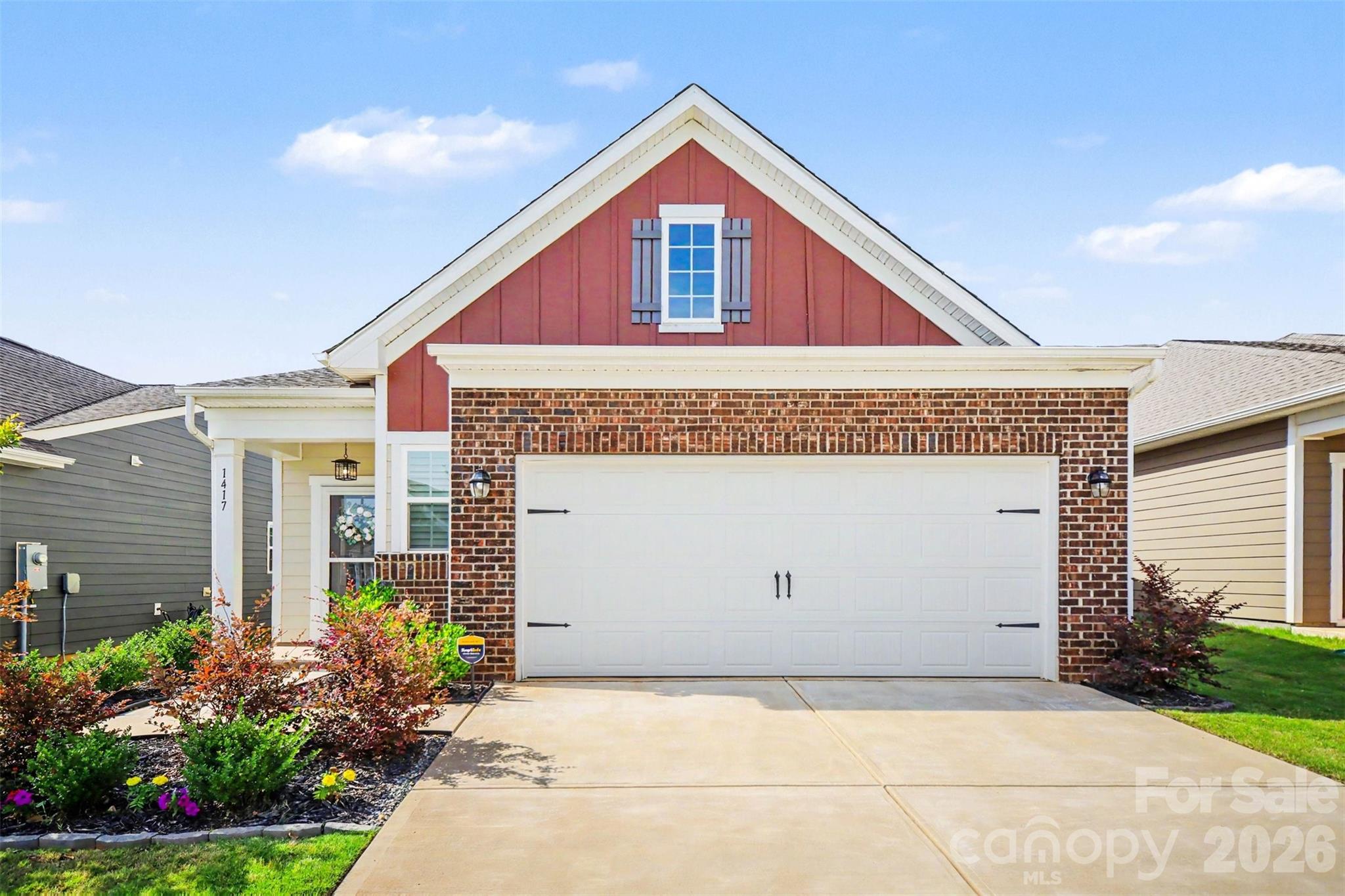 Single Family Residence at 1417 Turkey Roost Road, Fort Mill, photo 2 of 38