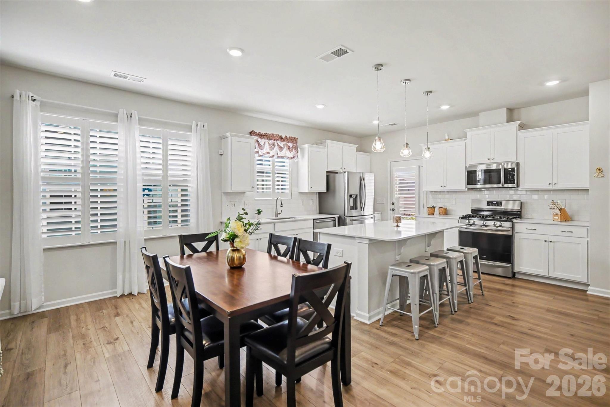 Single Family Residence at 1417 Turkey Roost Road, Fort Mill, photo 11 of 38