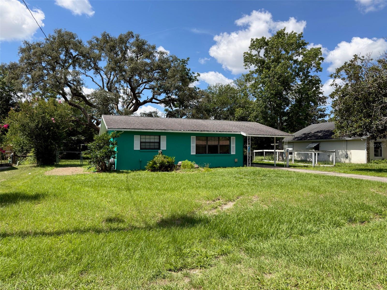 21160 SW HONEYSUCKLE ST