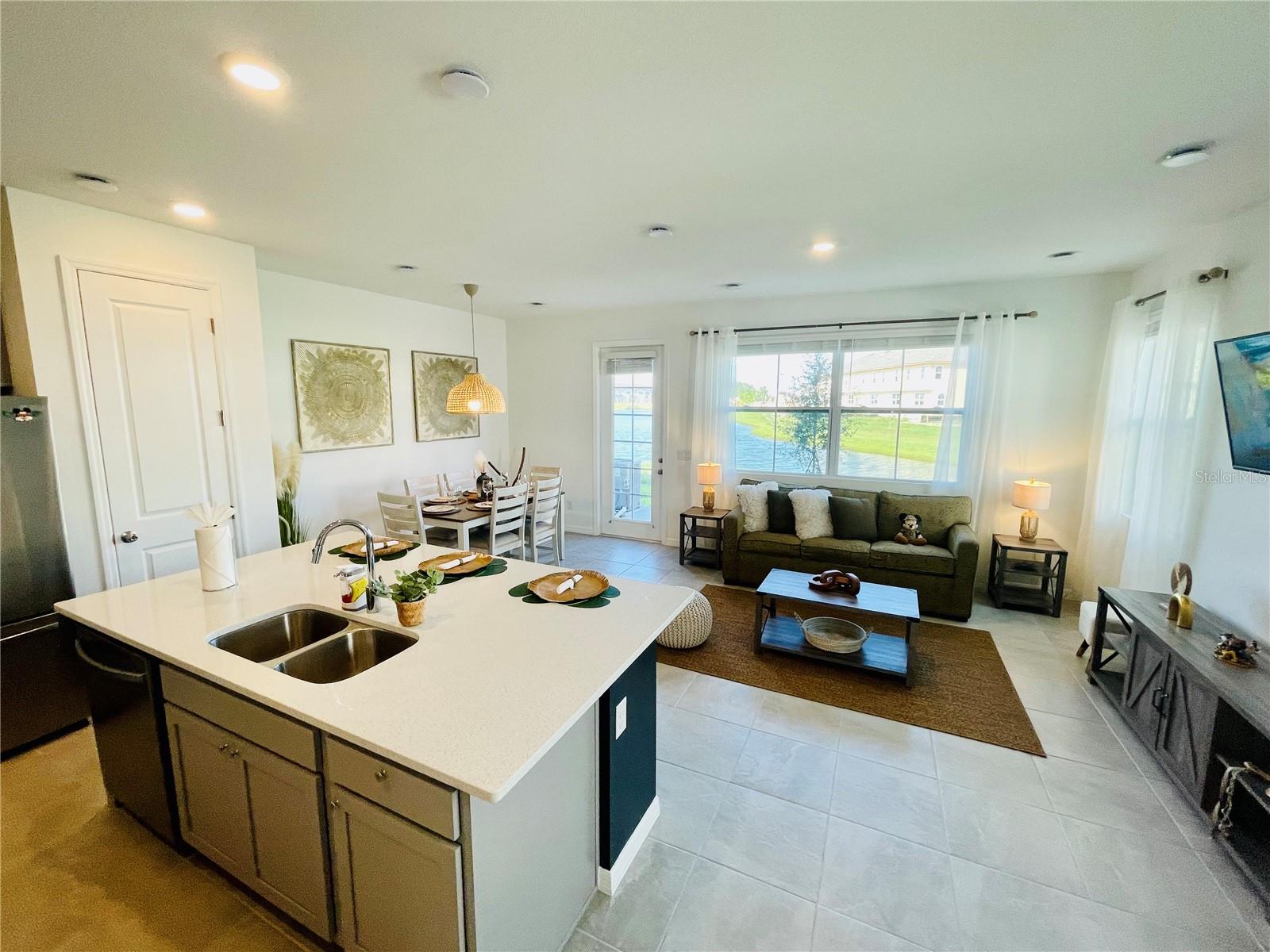 Townhouse at FESTIVAL PH 5, DAVENPORT, photo 10 of 56