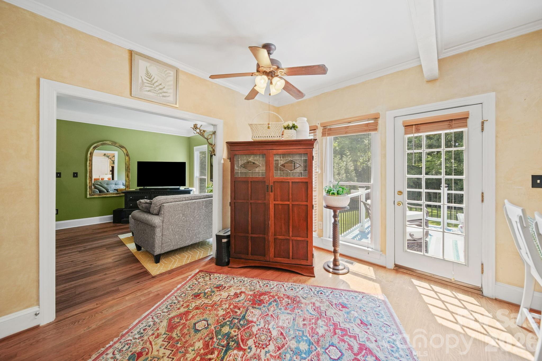 Single Family Residence at 8513 Middleton Circle, Harrisburg, photo 12 of 43