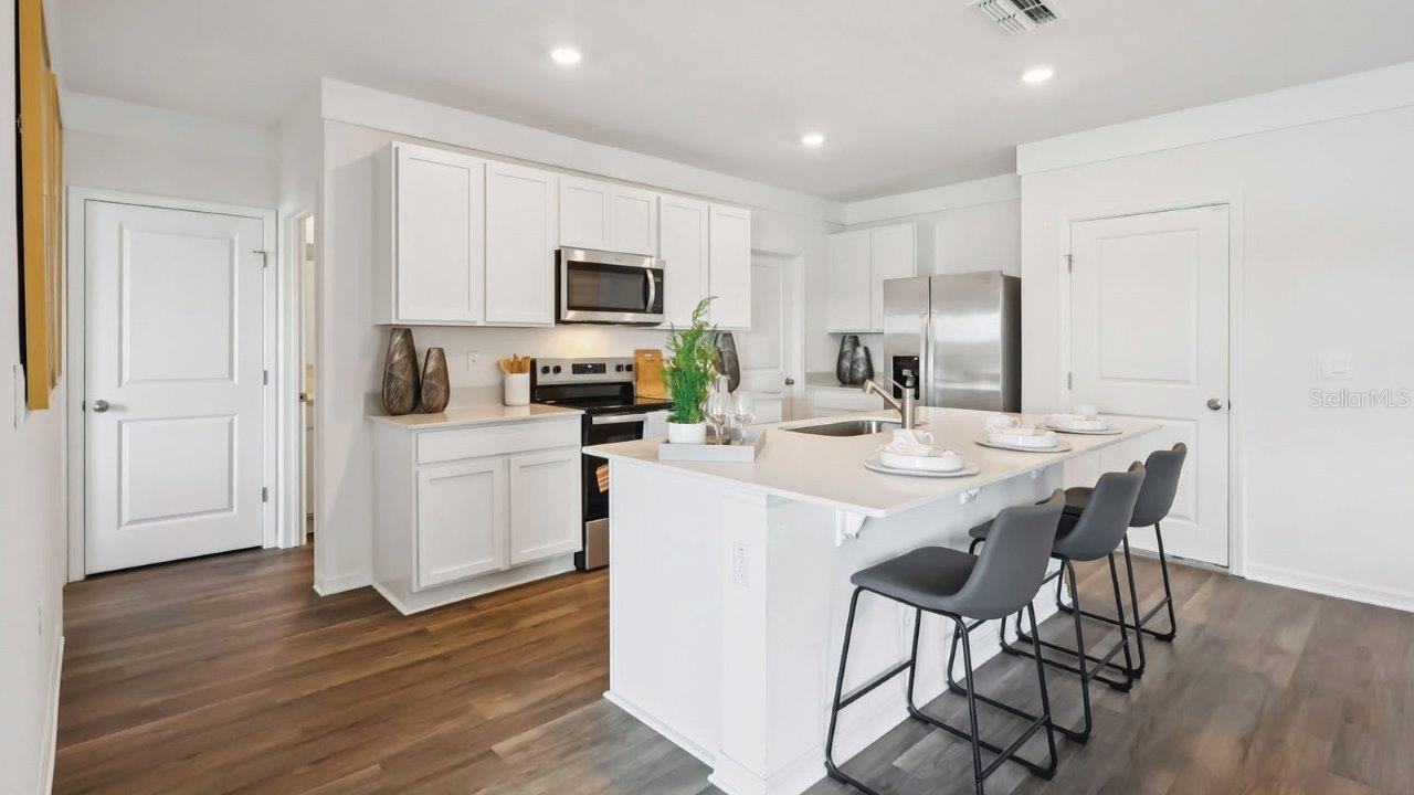 Single Family Residence at 4078 LIMEKLIN FALLS LOOP, DAVENPORT, photo 10 of 32