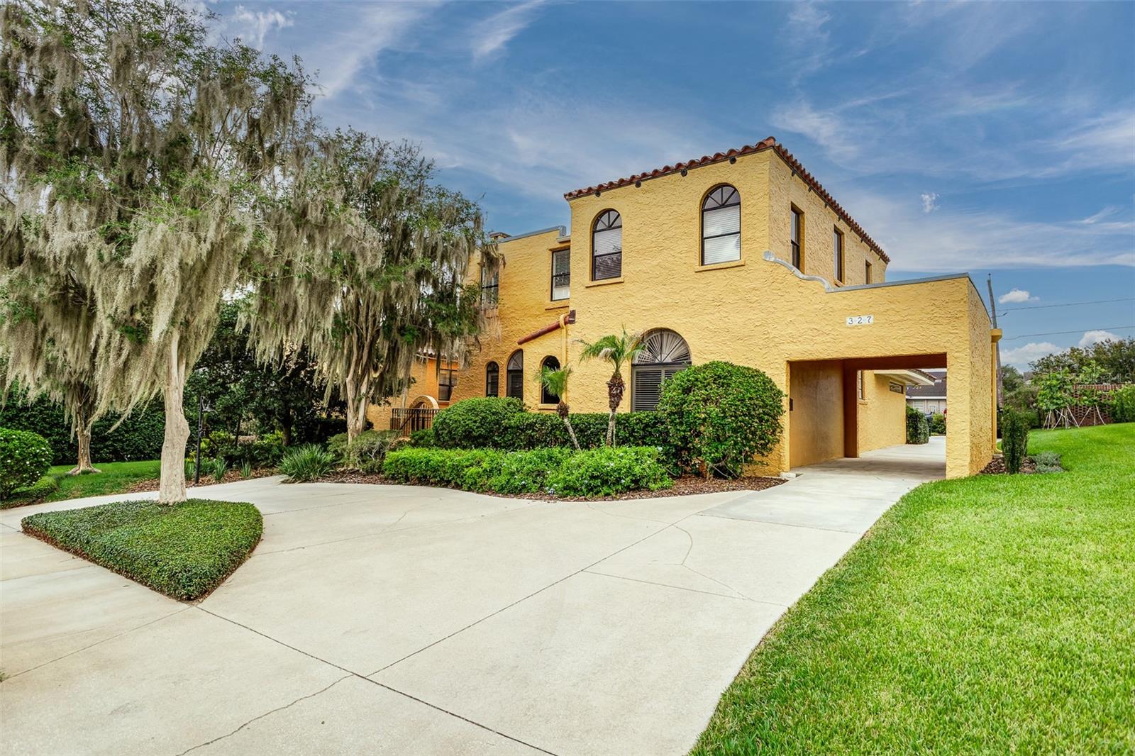 327 MIRAMAR RD