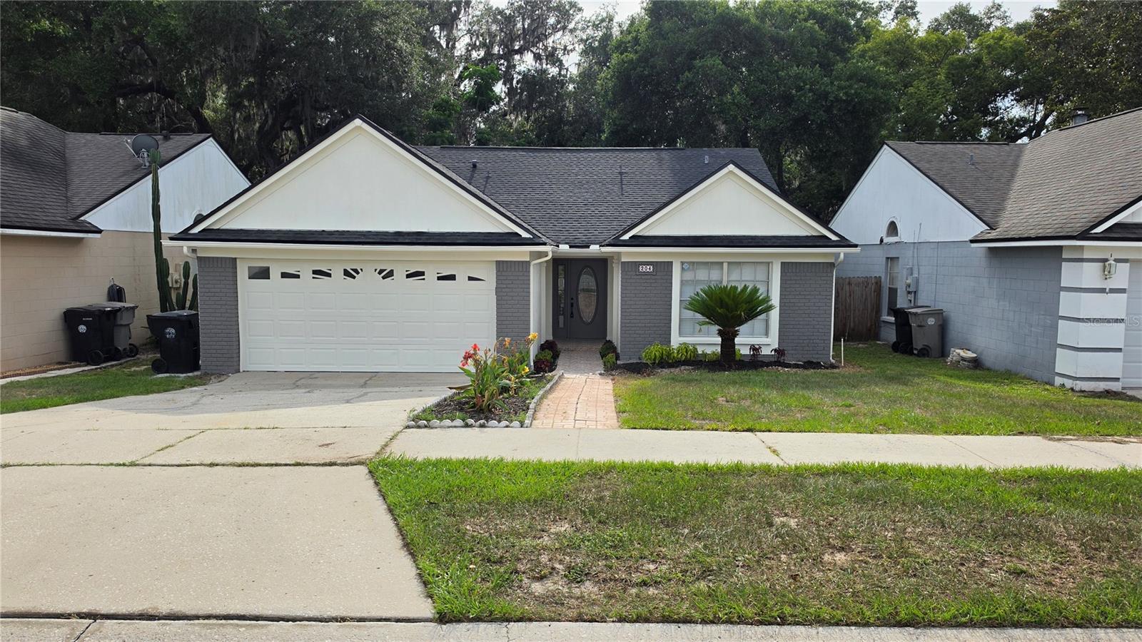 204 N CERVIDAE DR