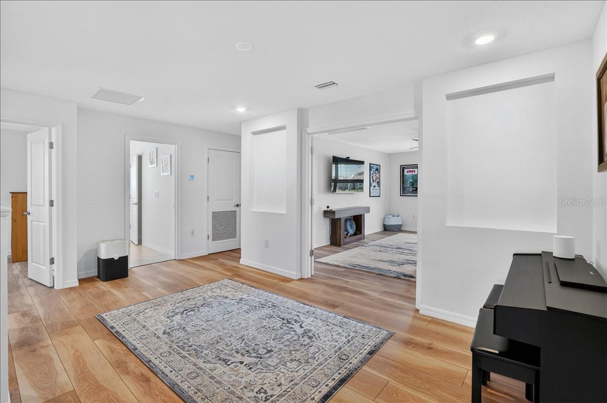 Single Family Residence at 10865 SUN DROP ST, VENICE, photo 29 of 68